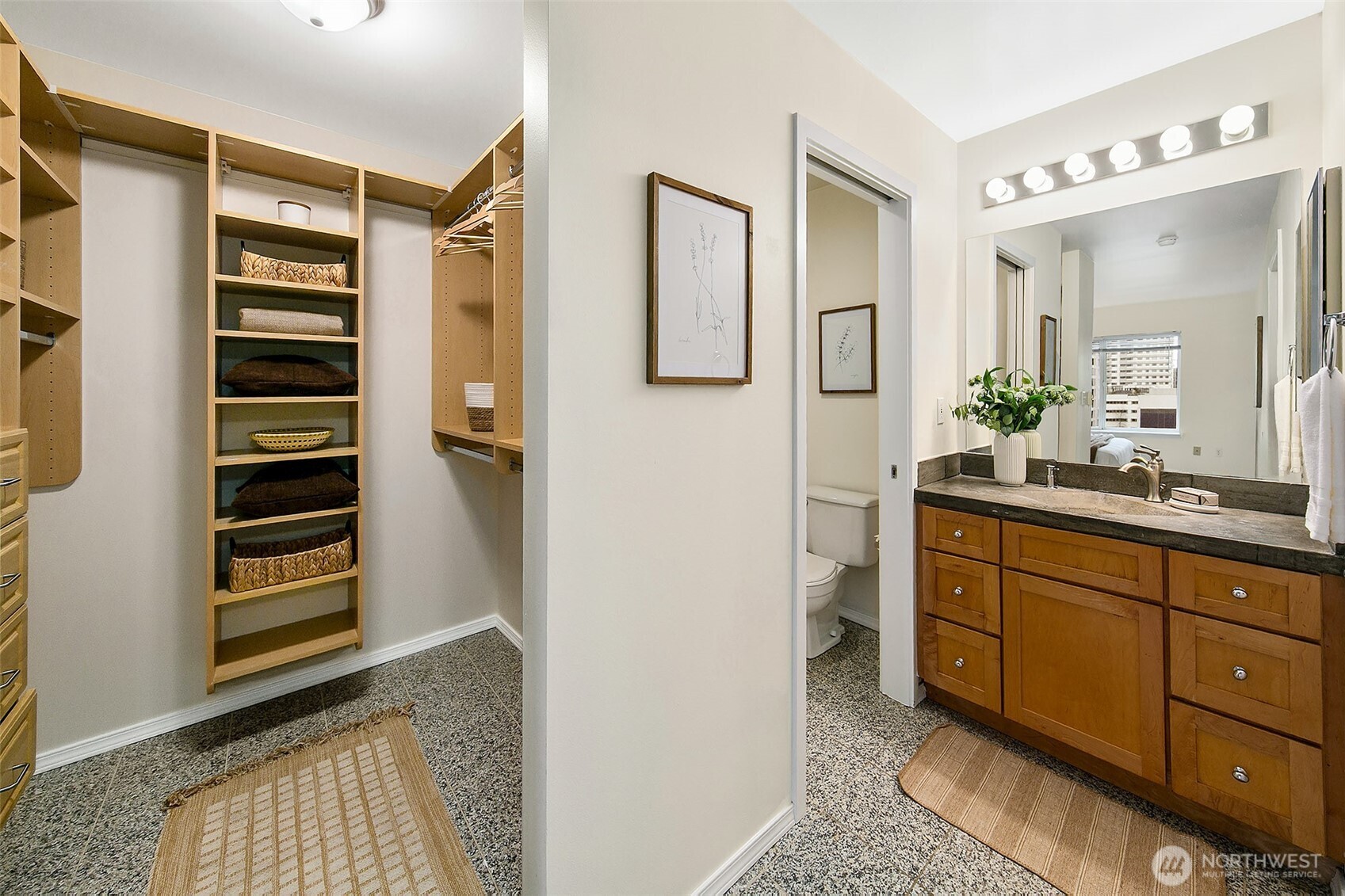 2414 1st Avenue Unit: 707