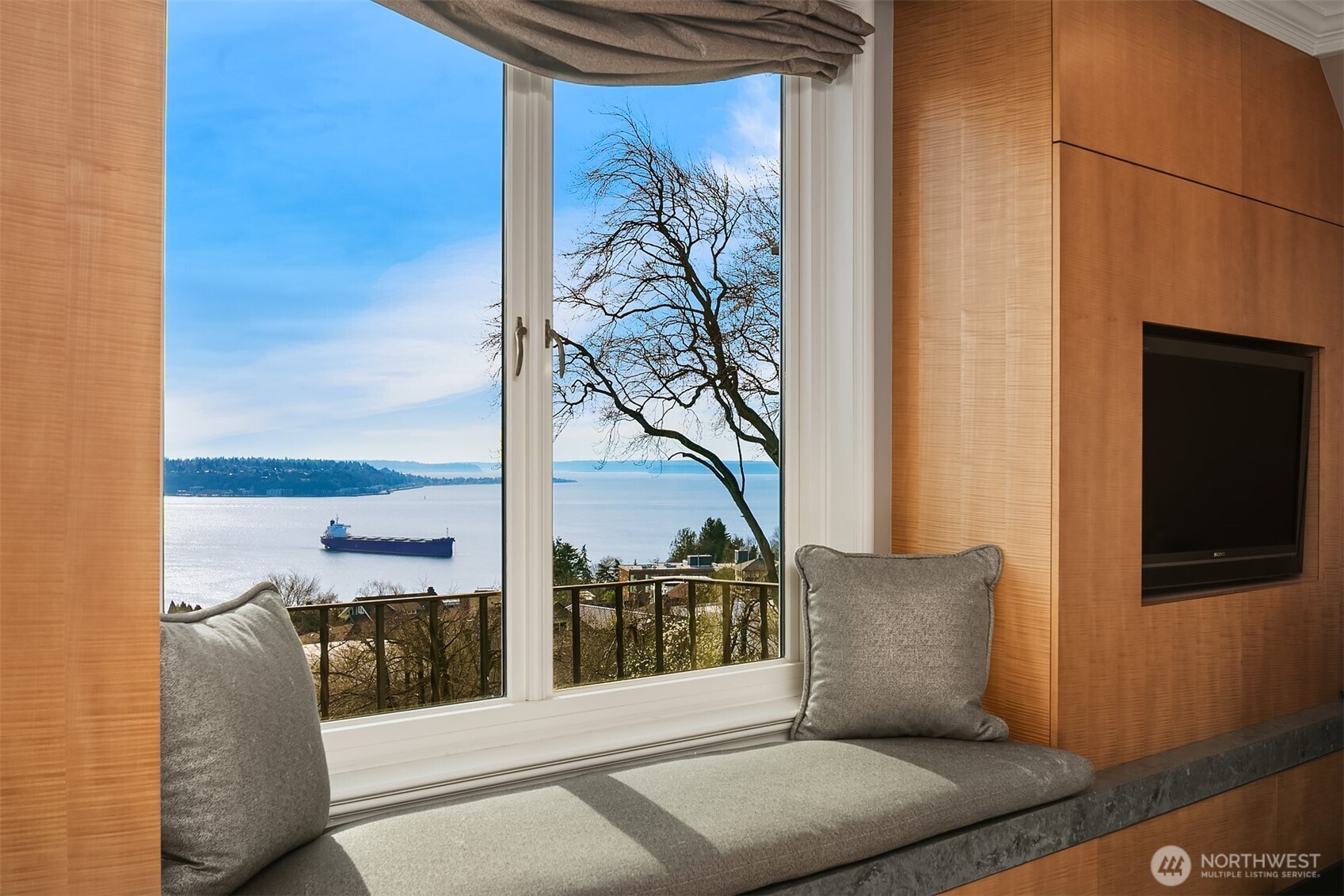 317 W Highland Drive