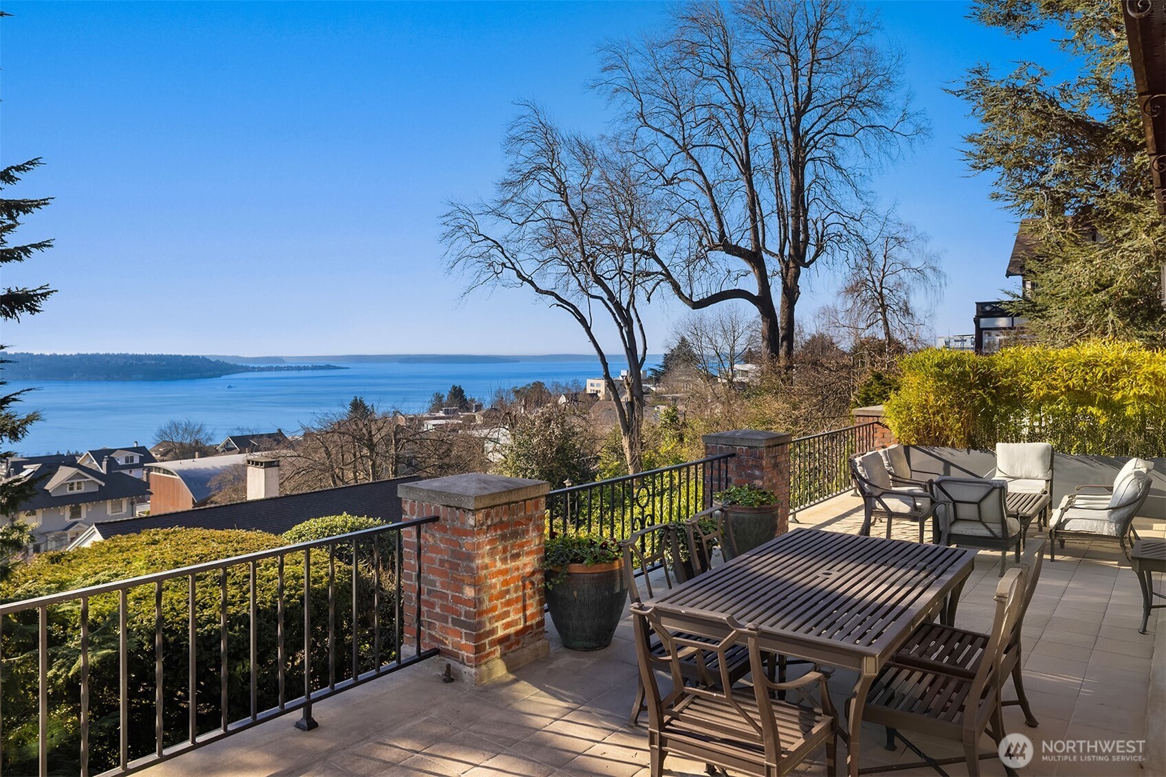 317 W Highland Drive