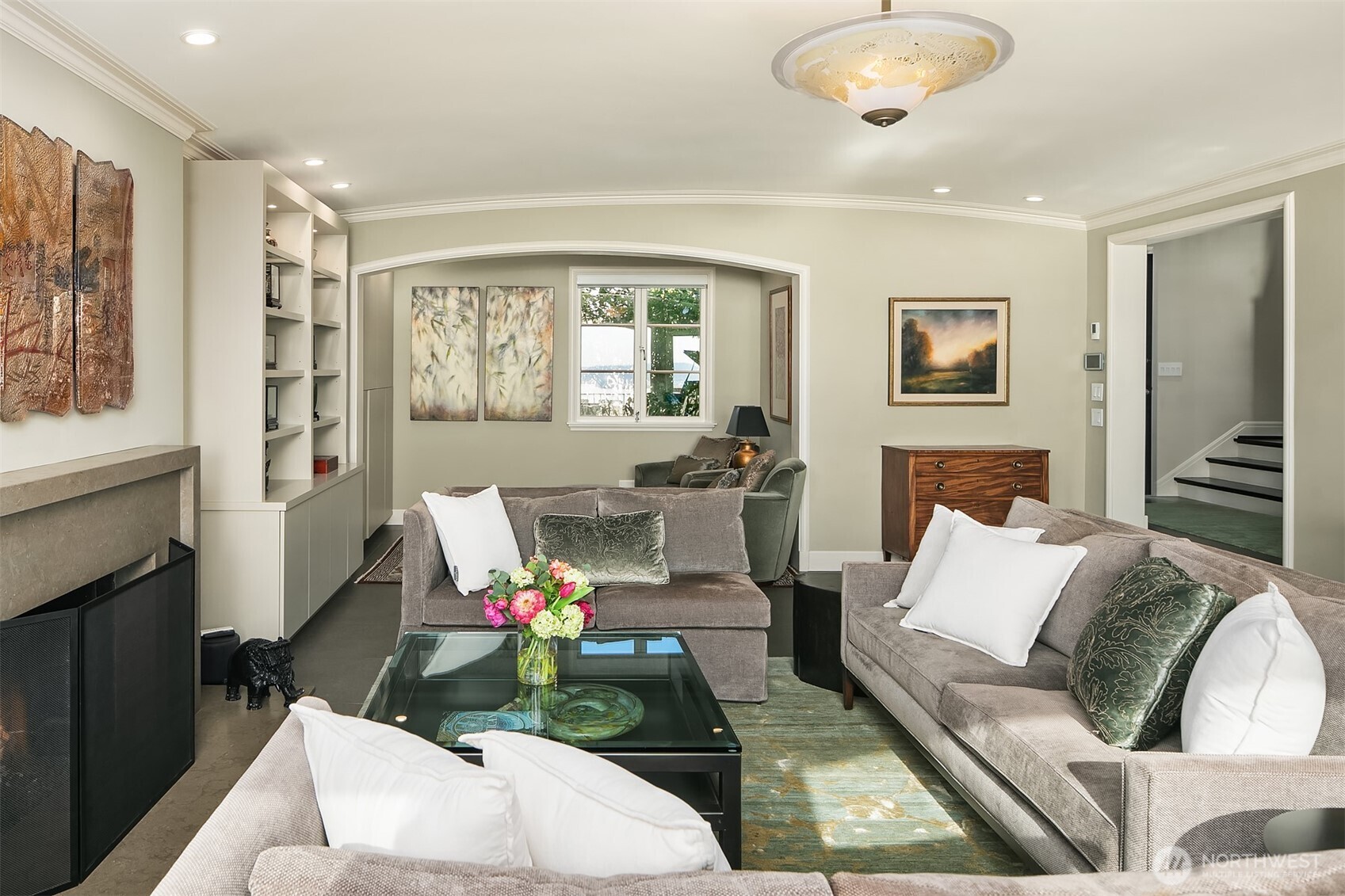 317 W Highland Drive