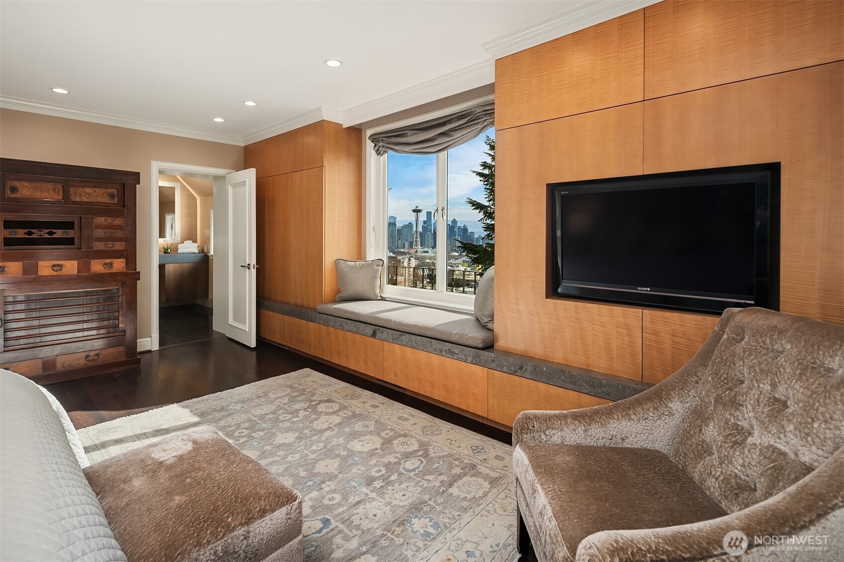 317 W Highland Drive