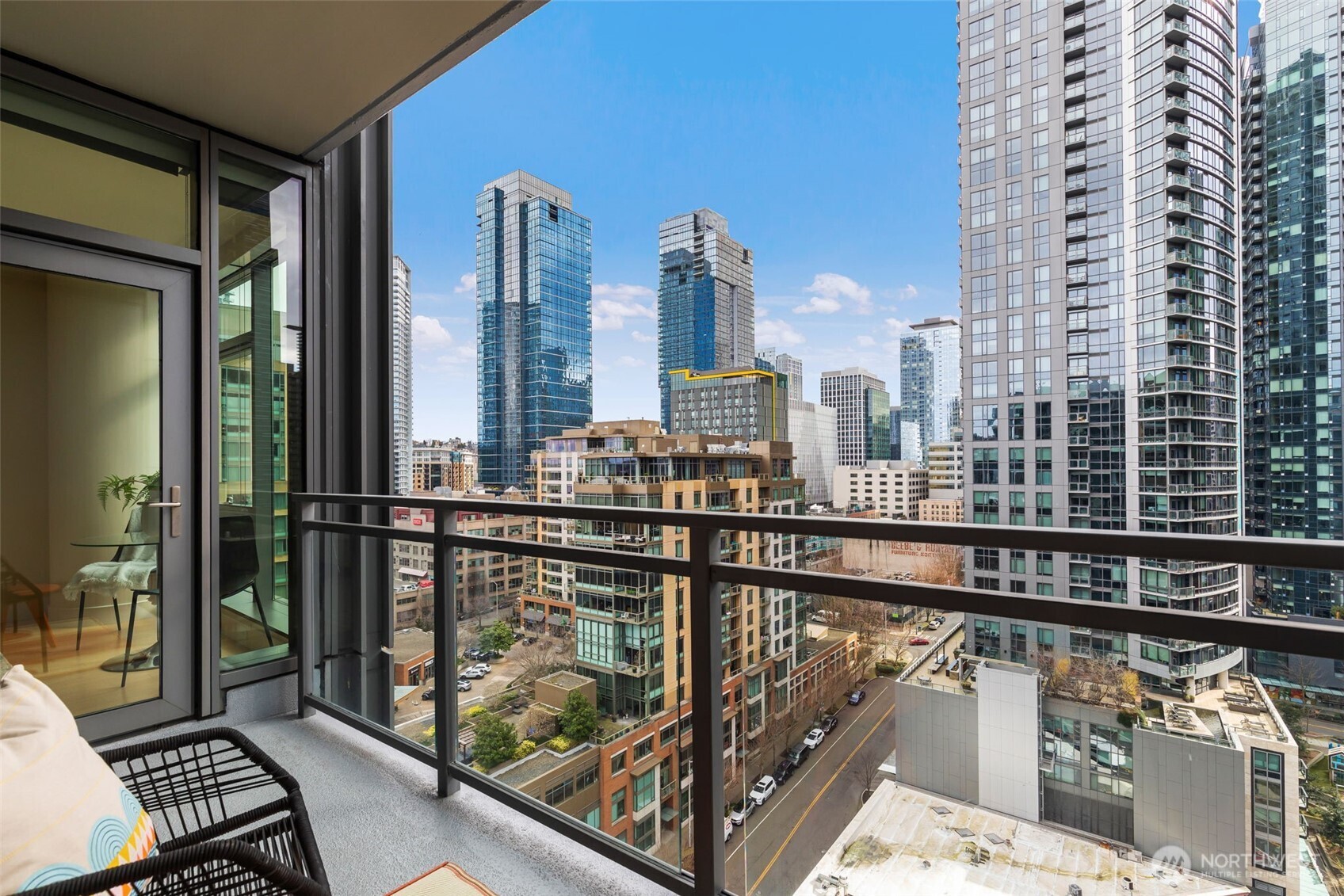 820 Blanchard Street Unit: 1406