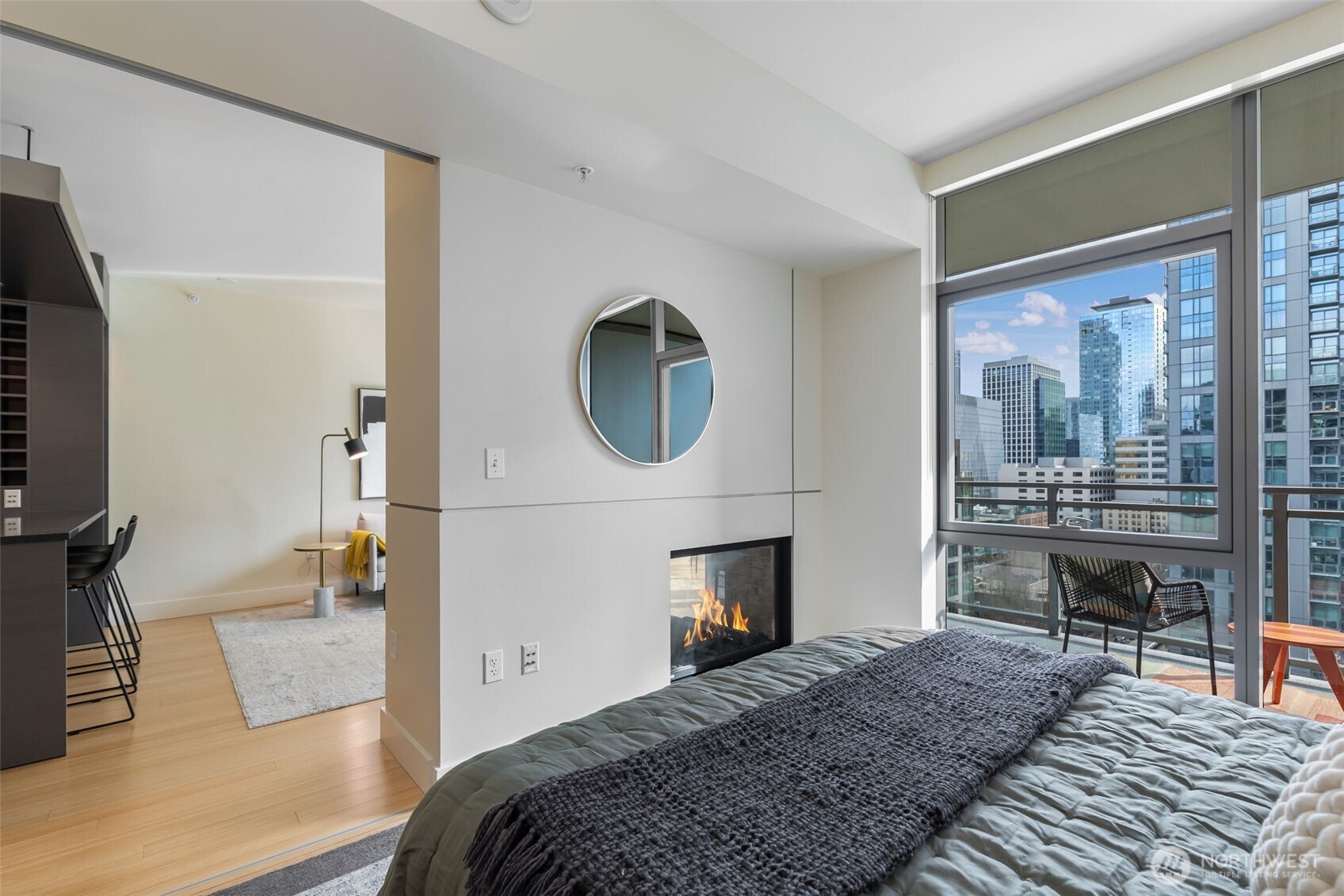 820 Blanchard Street Unit: 1406