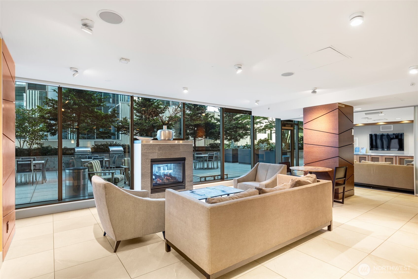 820 Blanchard Street Unit: 1406