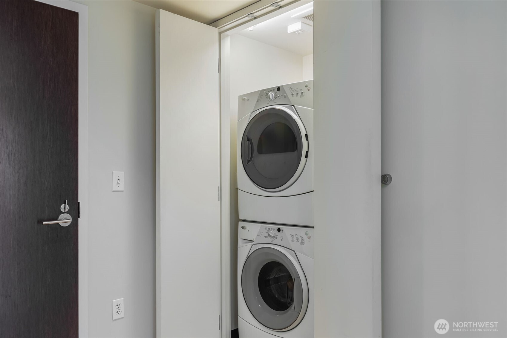820 Blanchard Street Unit: 1406