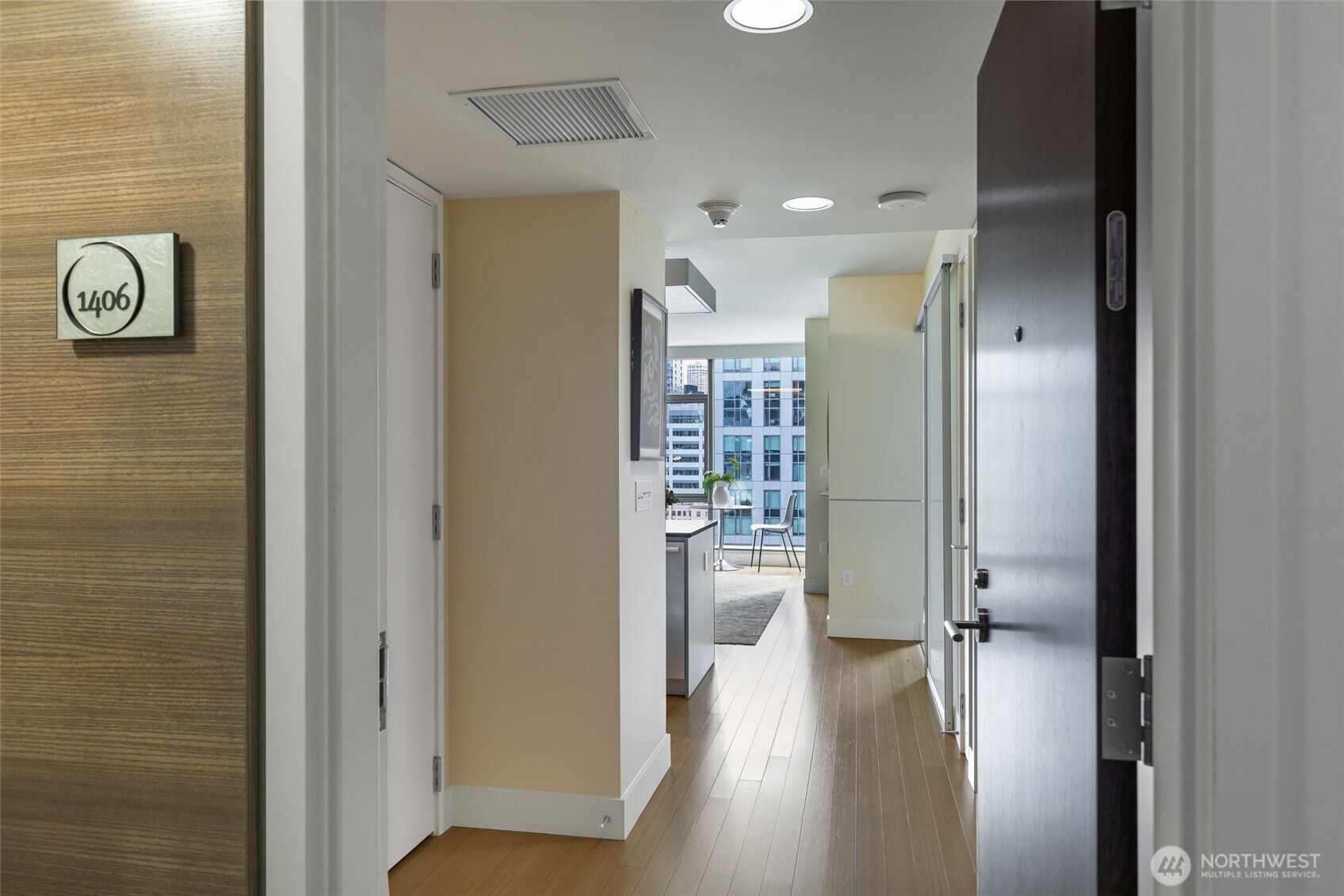820 Blanchard Street Unit: 1406