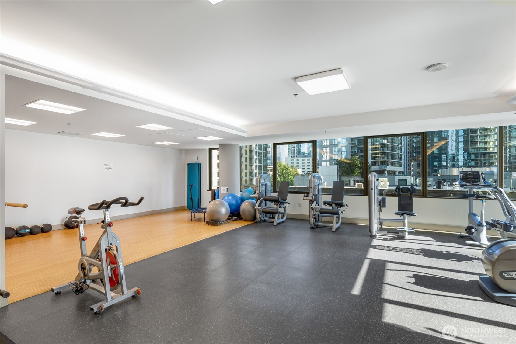 820 Blanchard Street Unit: 1406