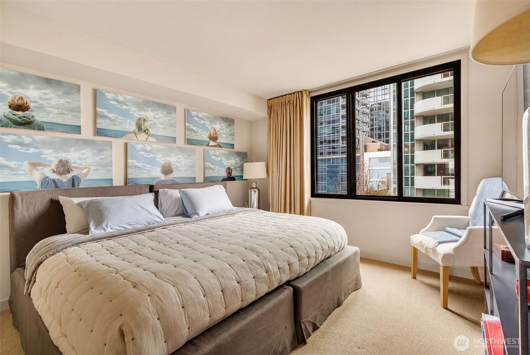 2021 1st Avenue Unit: E8