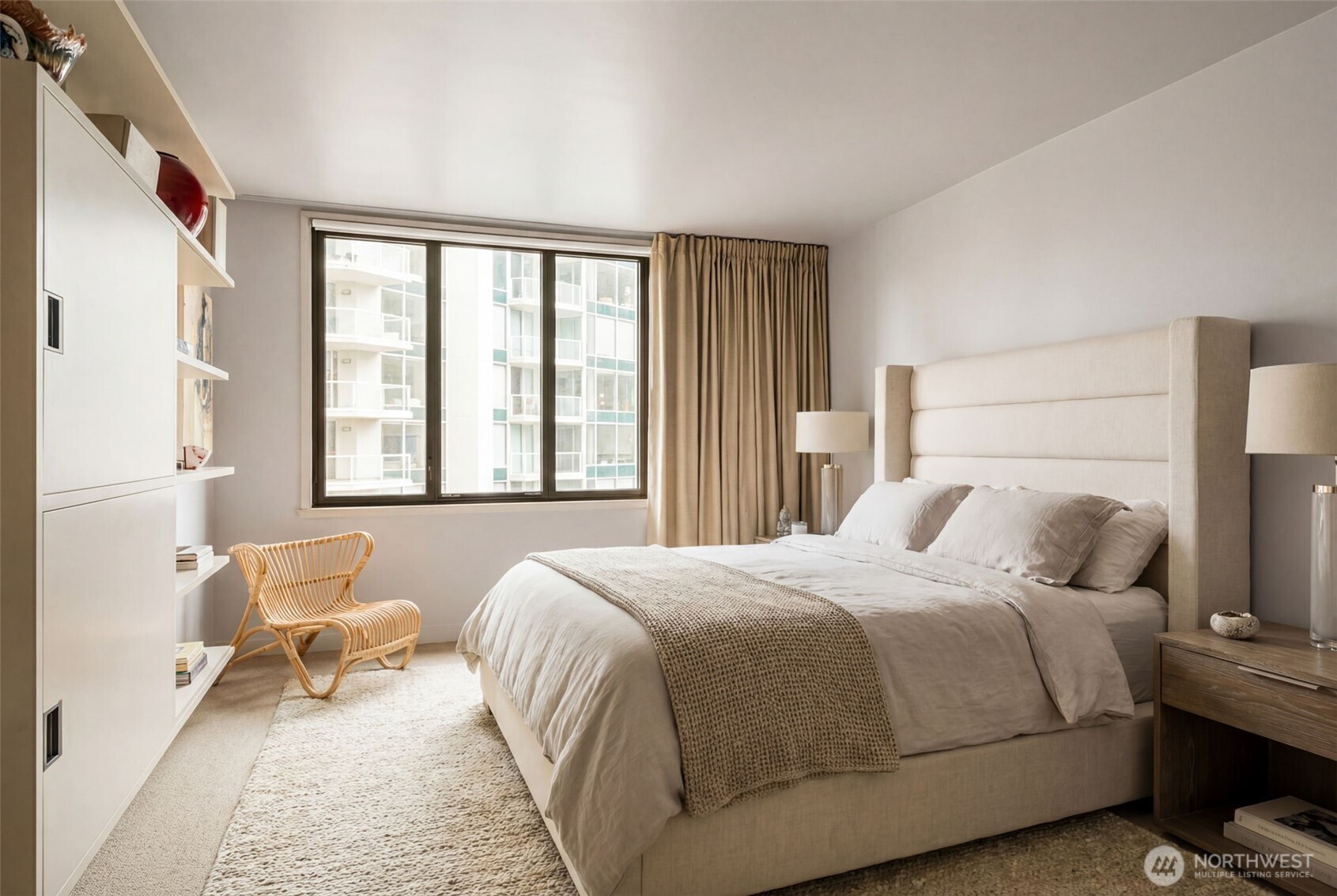 2021 1st Avenue Unit: E8