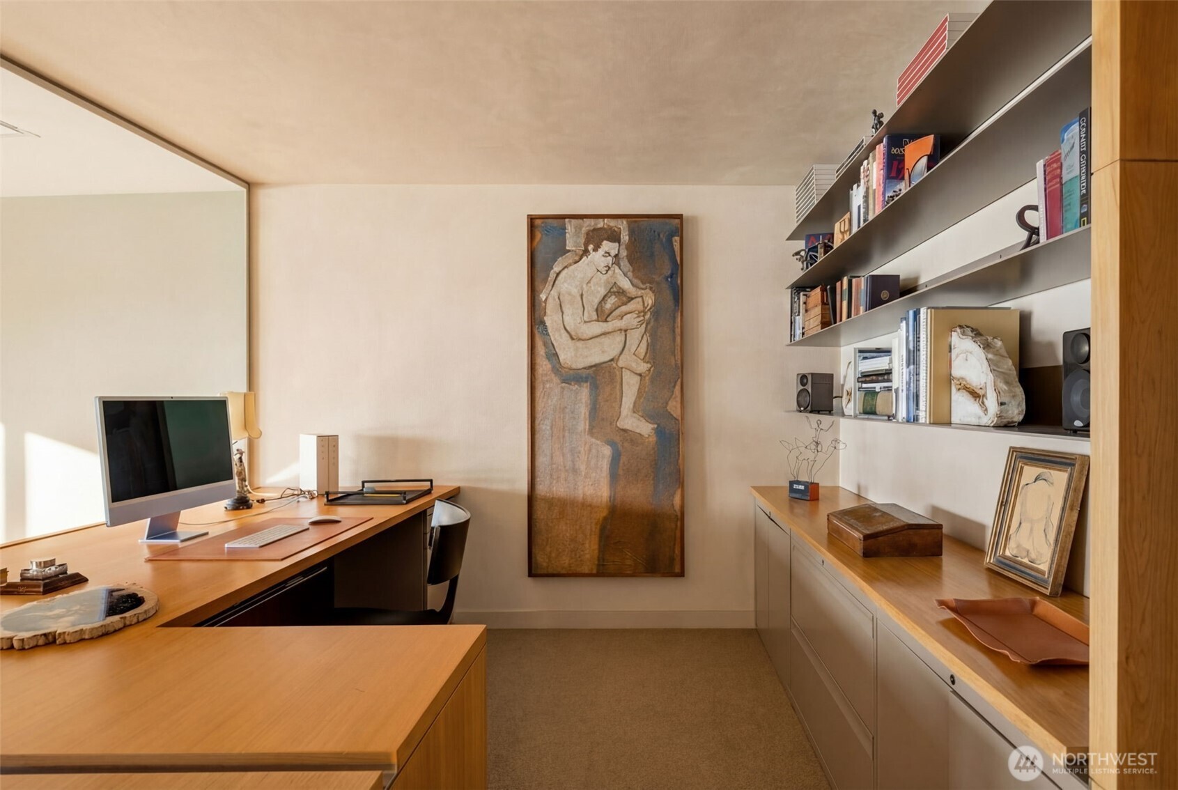 2021 1st Avenue Unit: E8