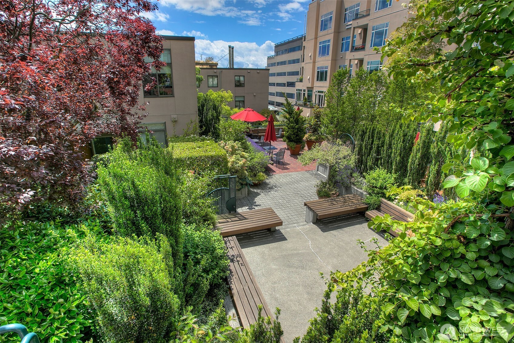 2021 1st Avenue Unit: E8