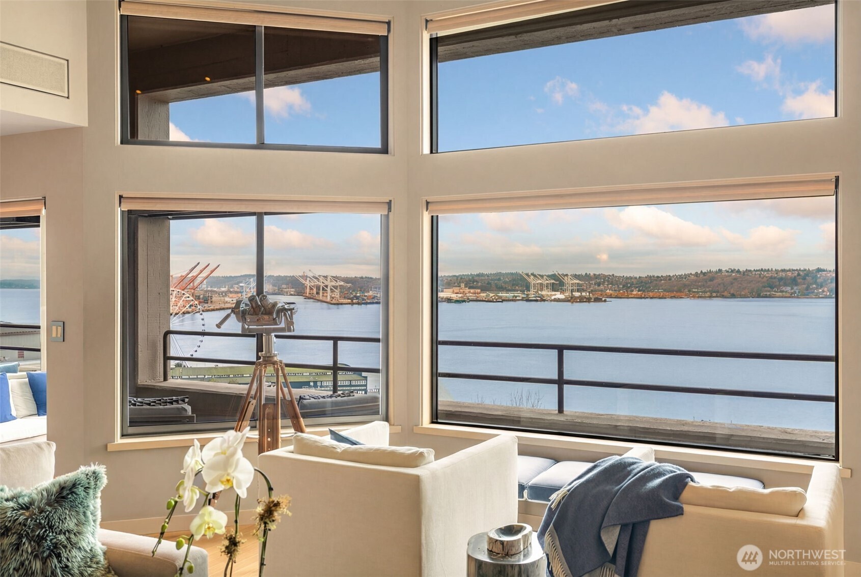 2021 1st Avenue Unit: E8