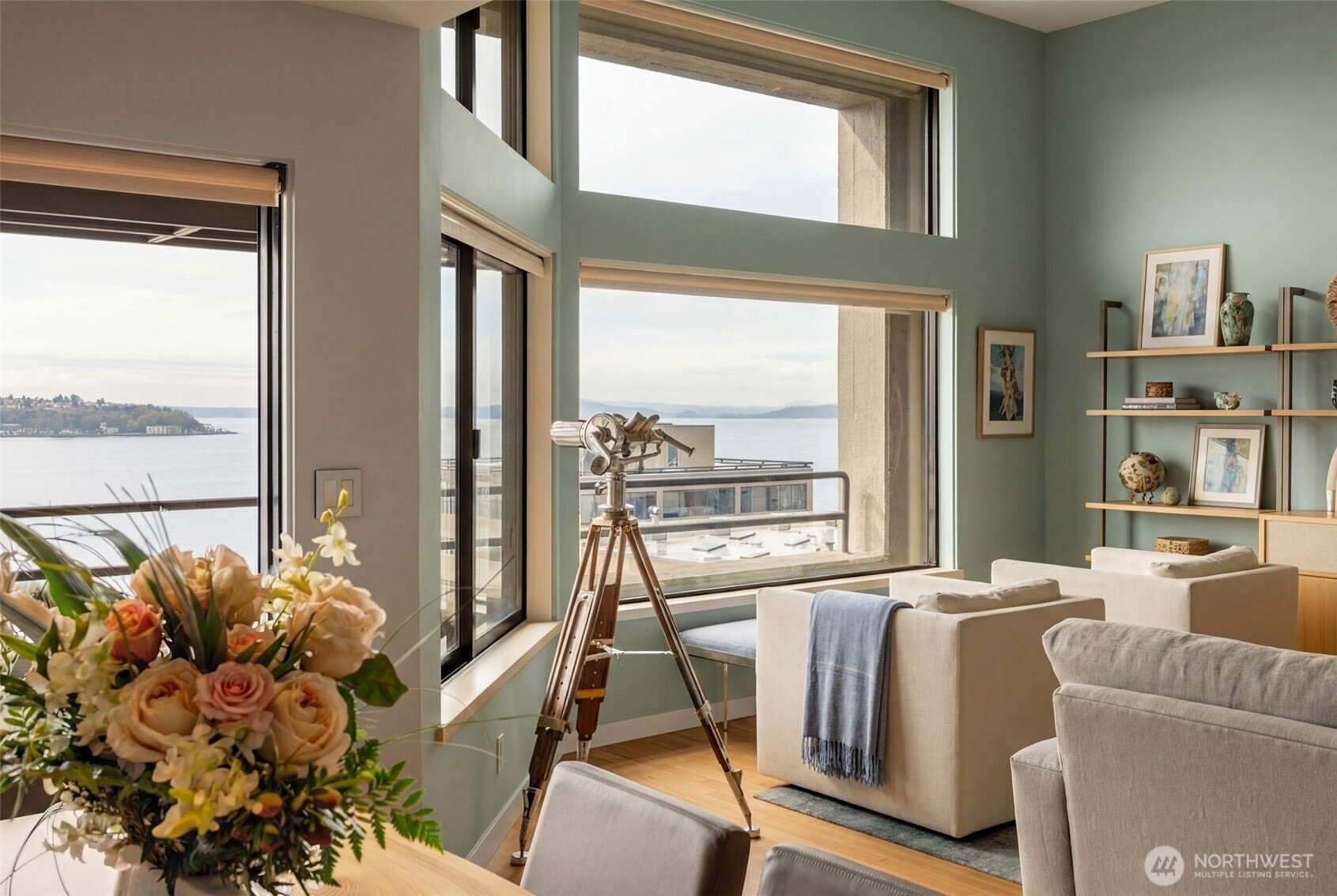 2021 1st Avenue Unit: E8