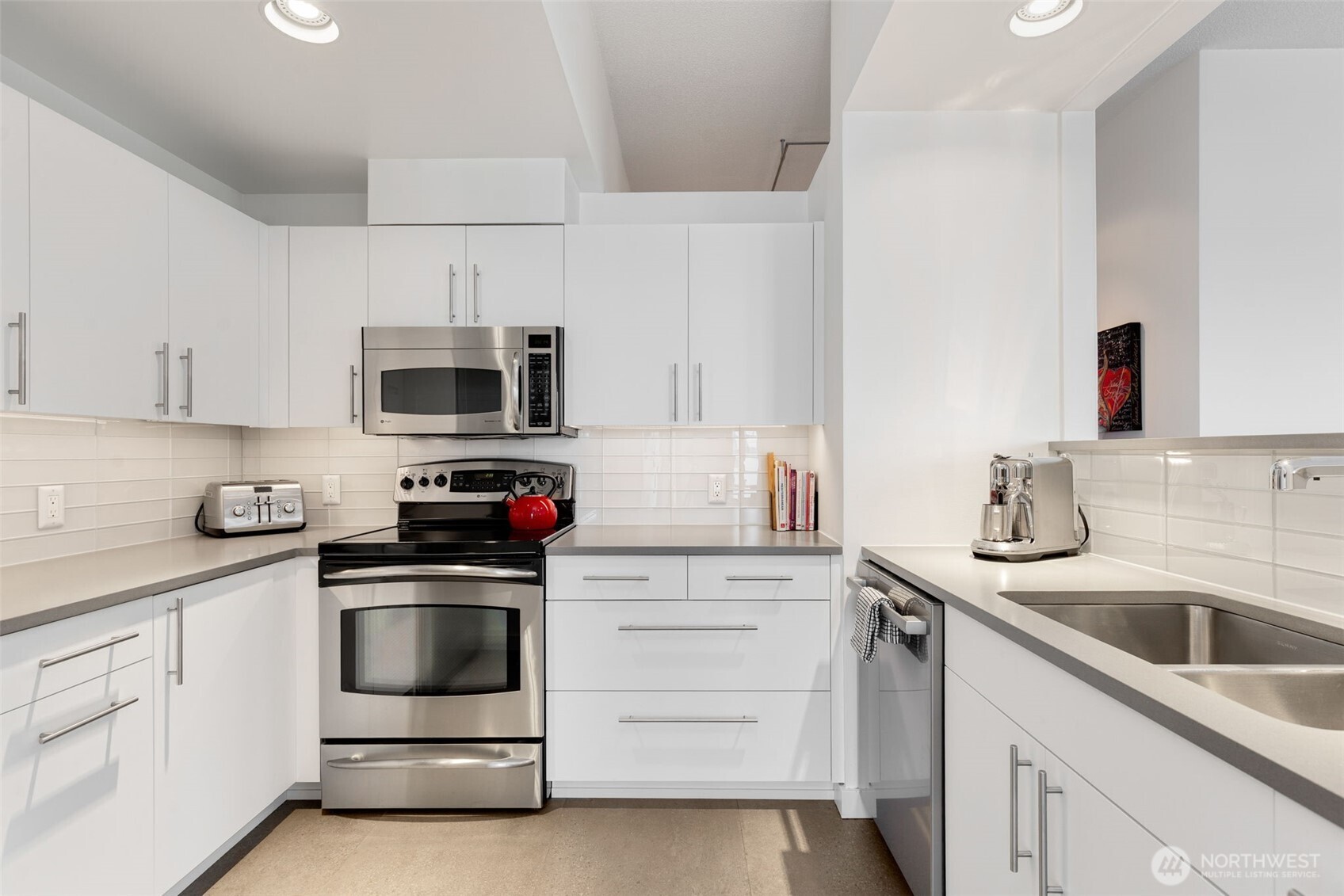 98 Union Street Unit: 206