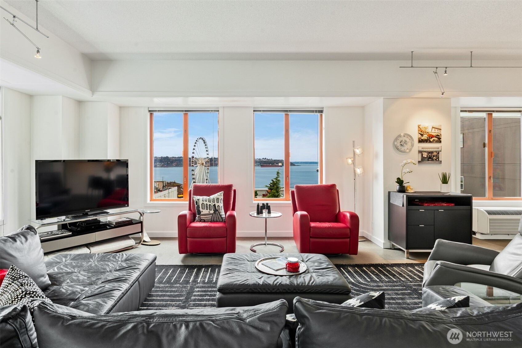 98 Union Street Unit: 206