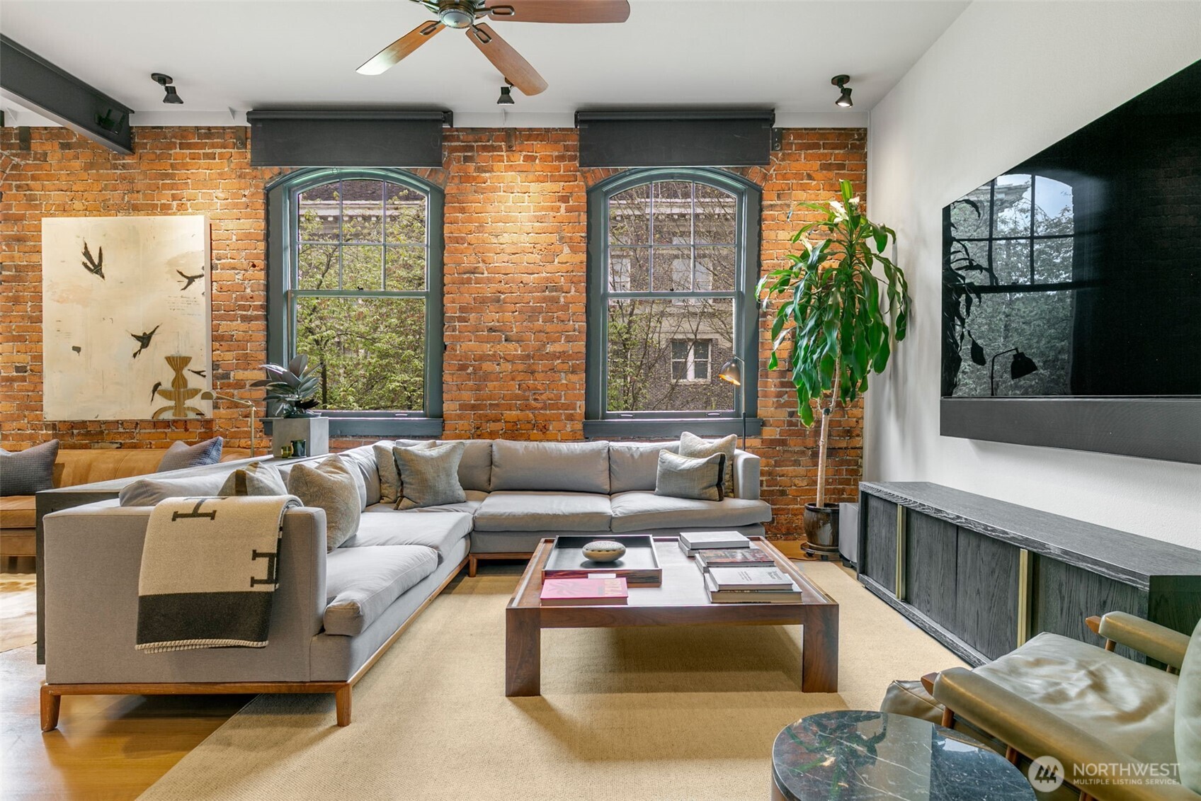 1406 Harvard Avenue Unit: 10