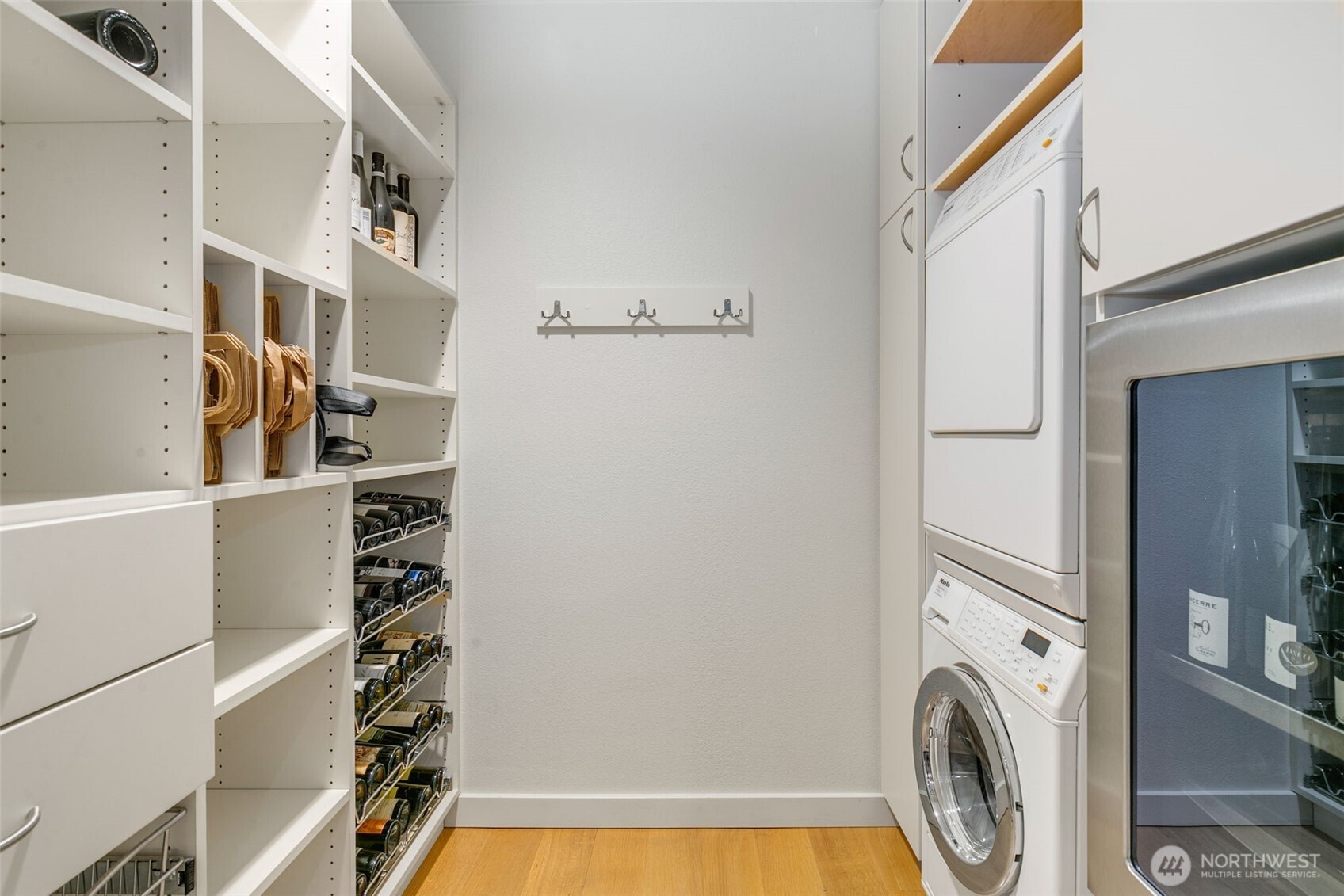 1406 Harvard Avenue Unit: 10