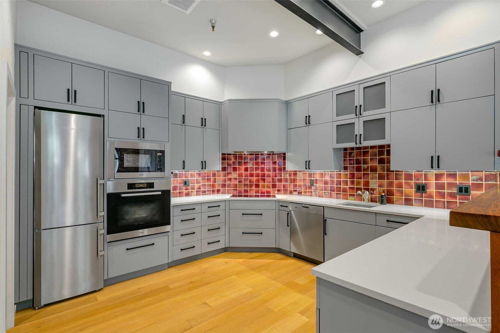 1406 Harvard Avenue Unit: 10