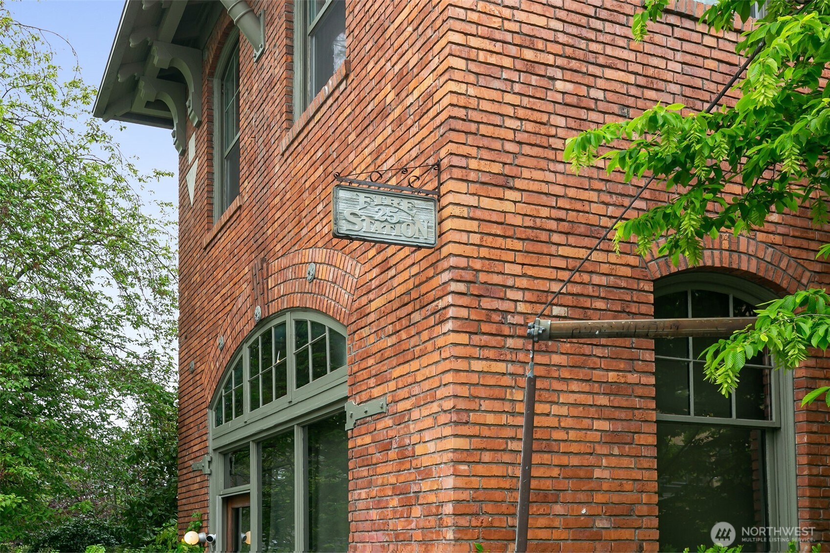 1406 Harvard Avenue Unit: 10