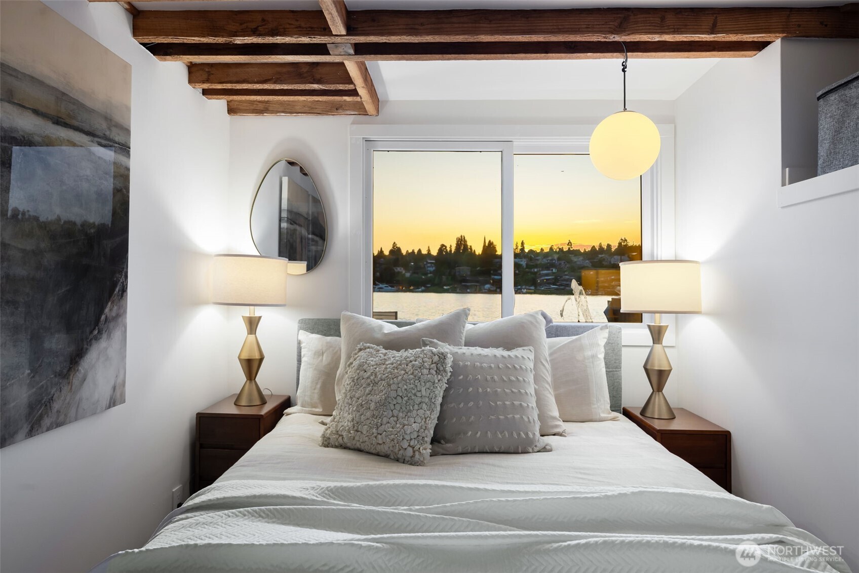 3123 Fairview Avenue E Unit: 2