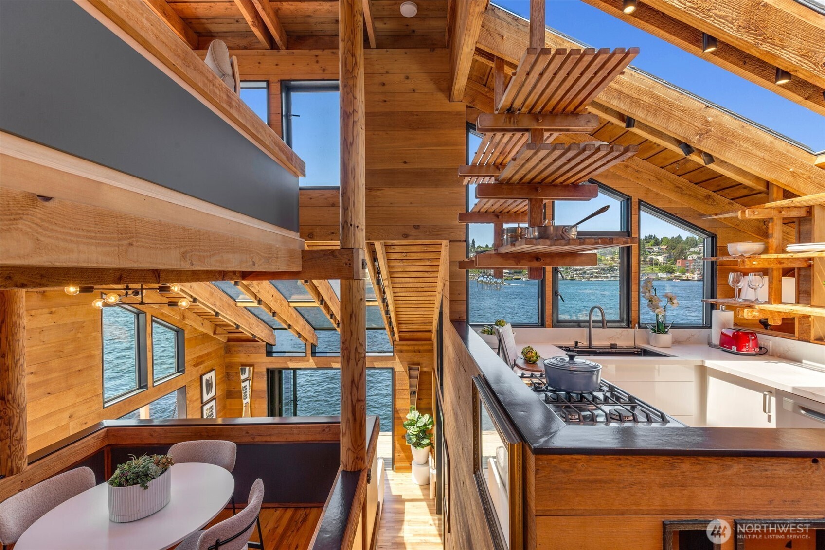 3123 Fairview Avenue E Unit: 2