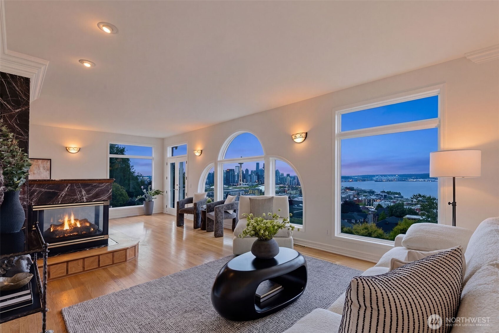 511 W Highland Drive