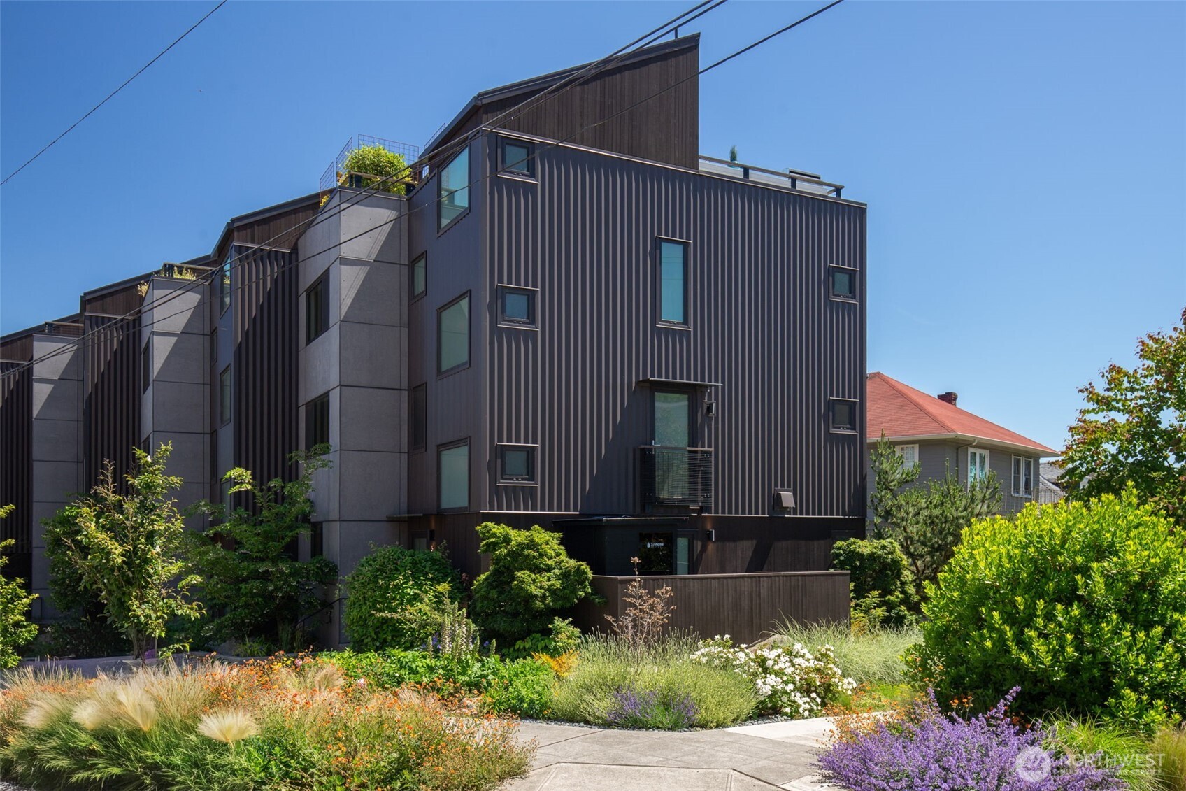 301 Lee Street