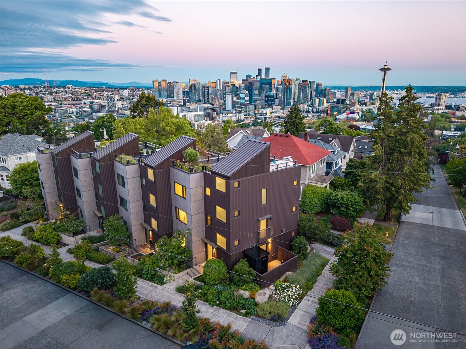 301 Lee Street