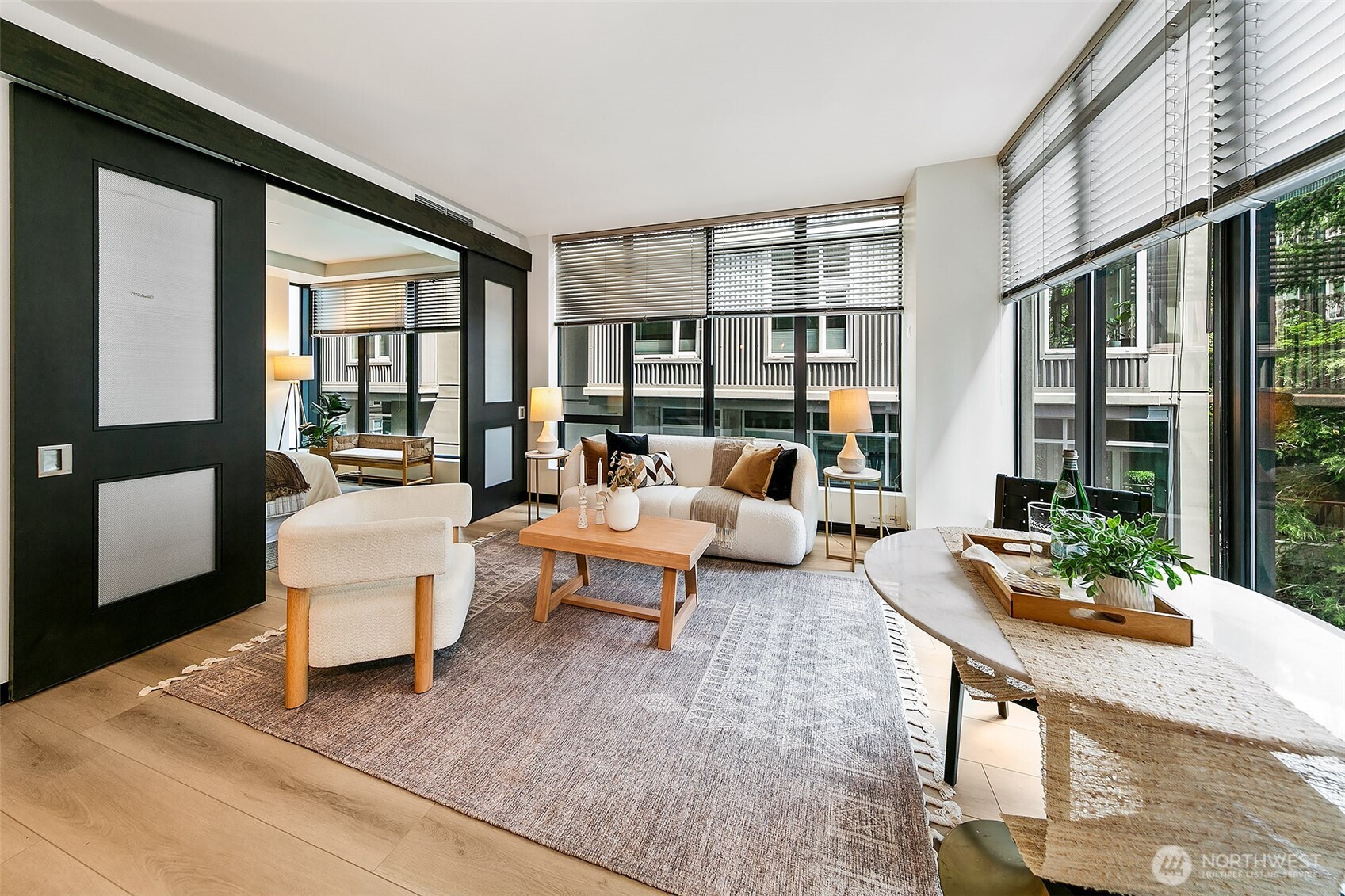 2716 Elliott Avenue Unit: 605