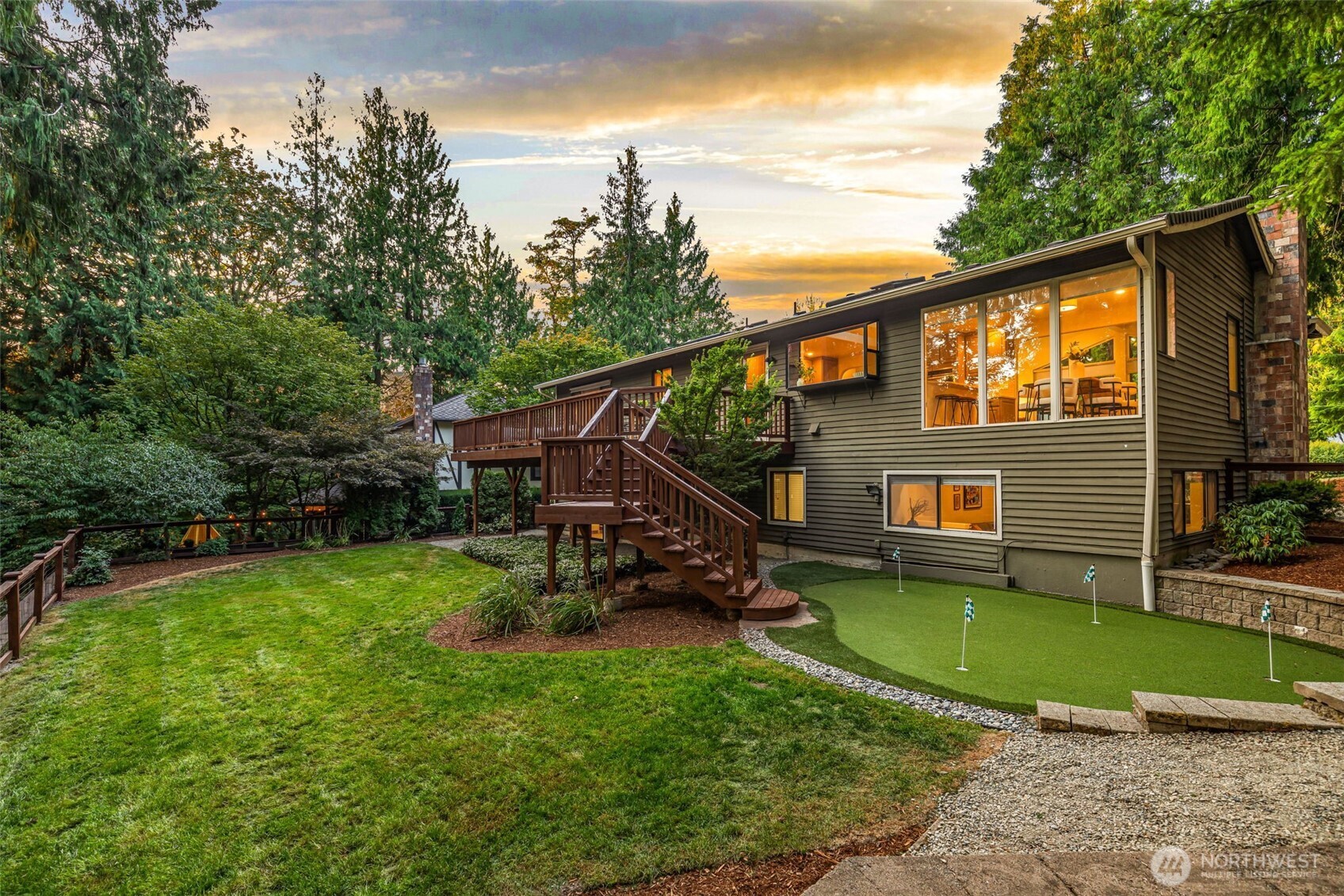 300 Mt. Pilchuck Avenue SW