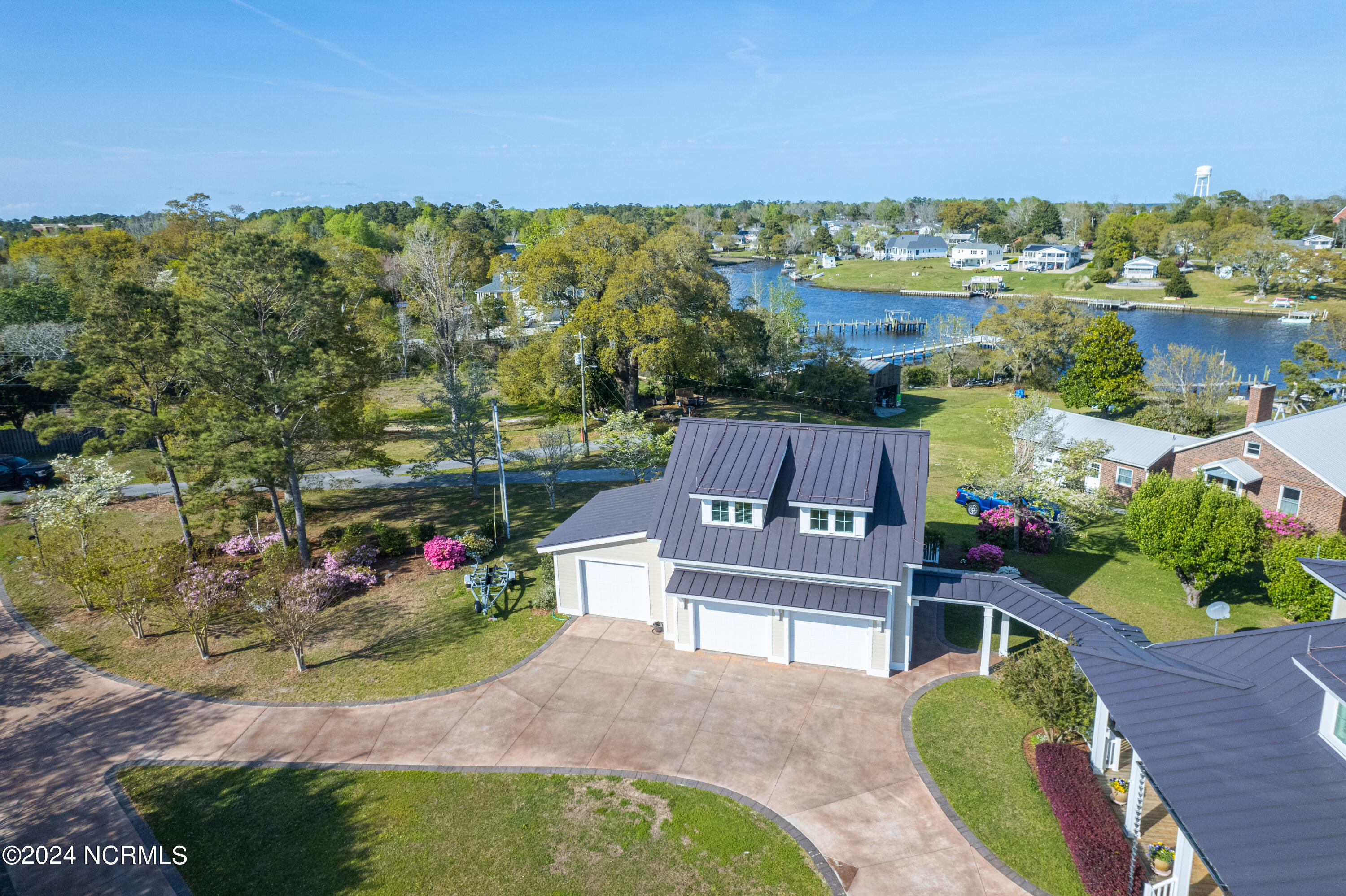 127 Hawkins Creek Lane