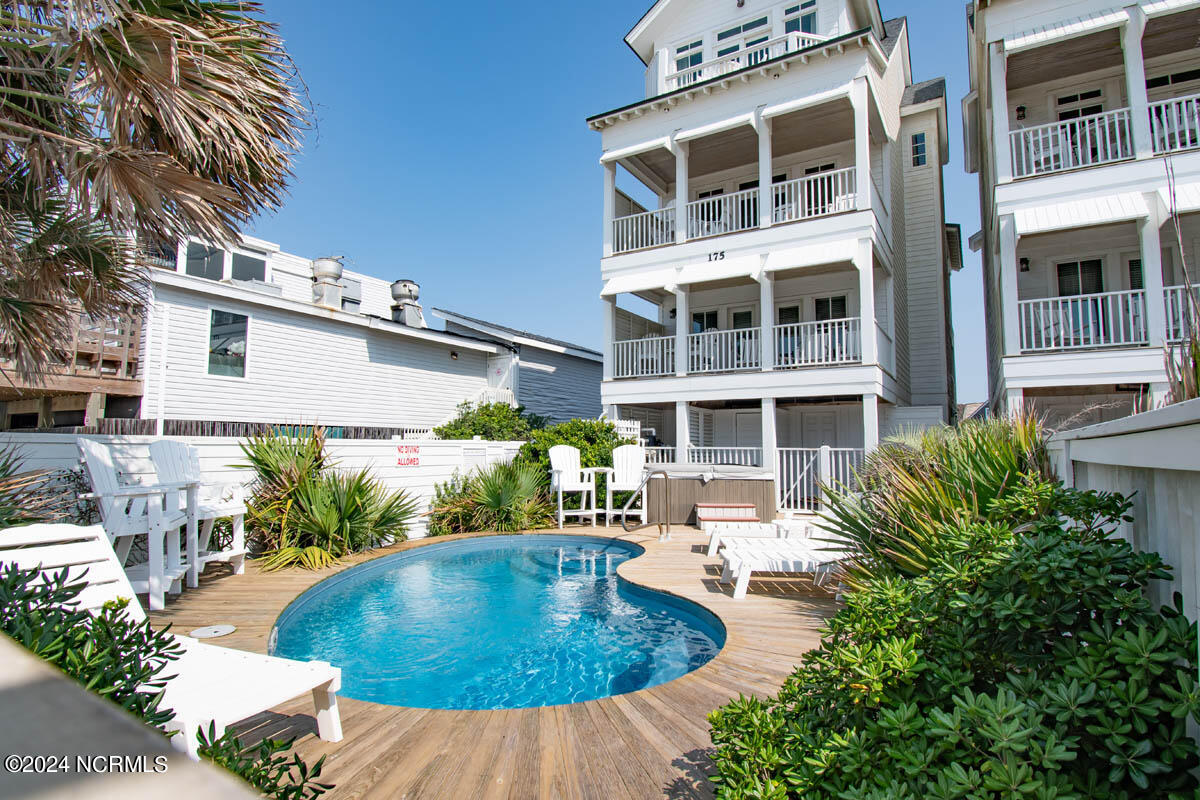 175 Atlantic Boulevard