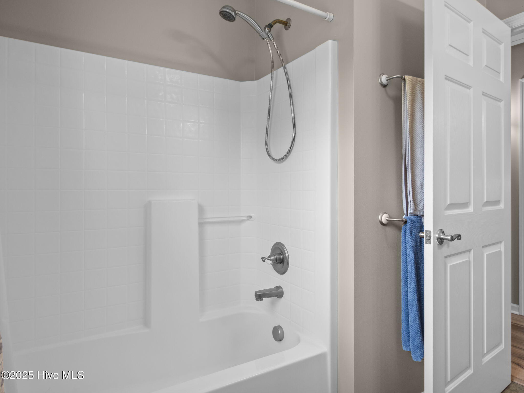 303 Robert Scott Circle