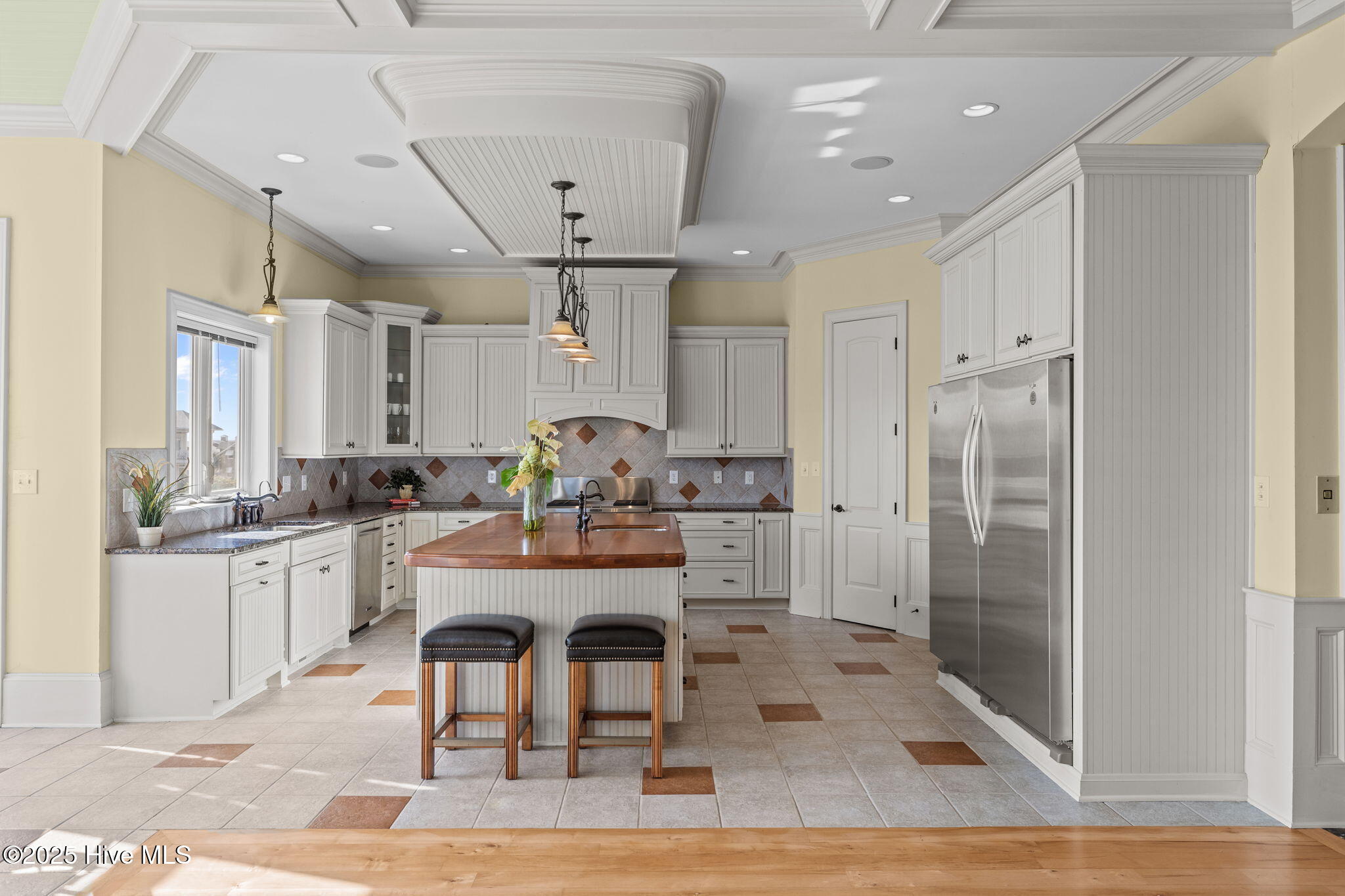 1101 W Ft Macon Road