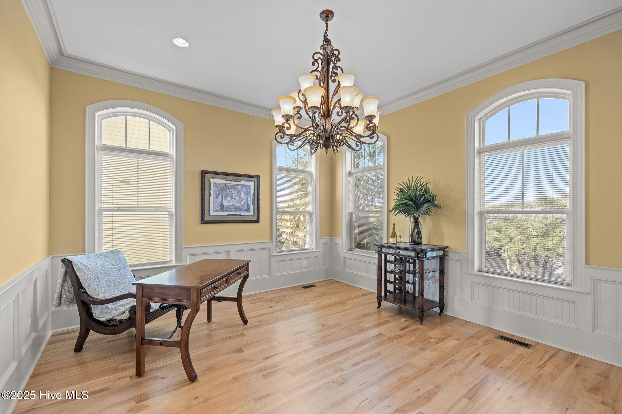 1101 W Ft Macon Road