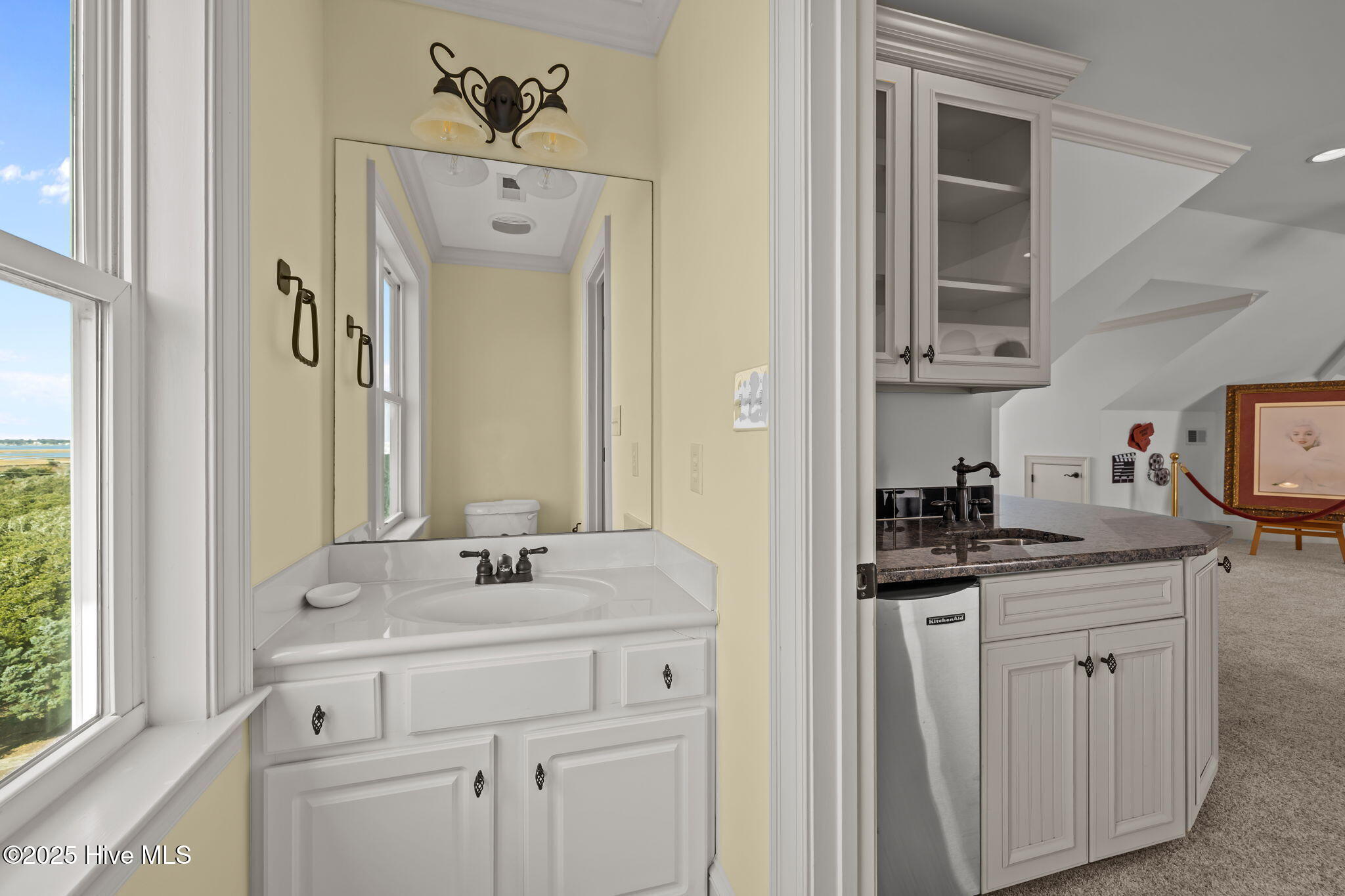 1101 W Ft Macon Road