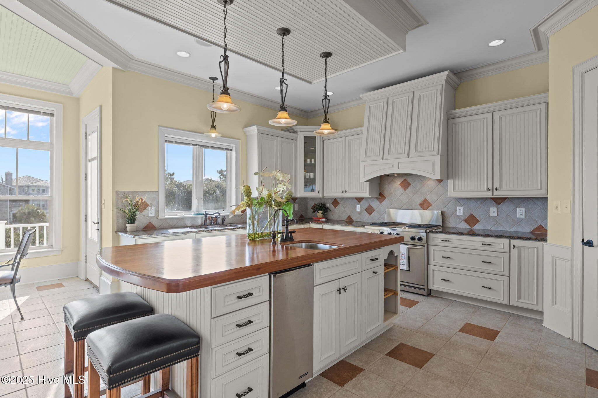 1101 W Ft Macon Road