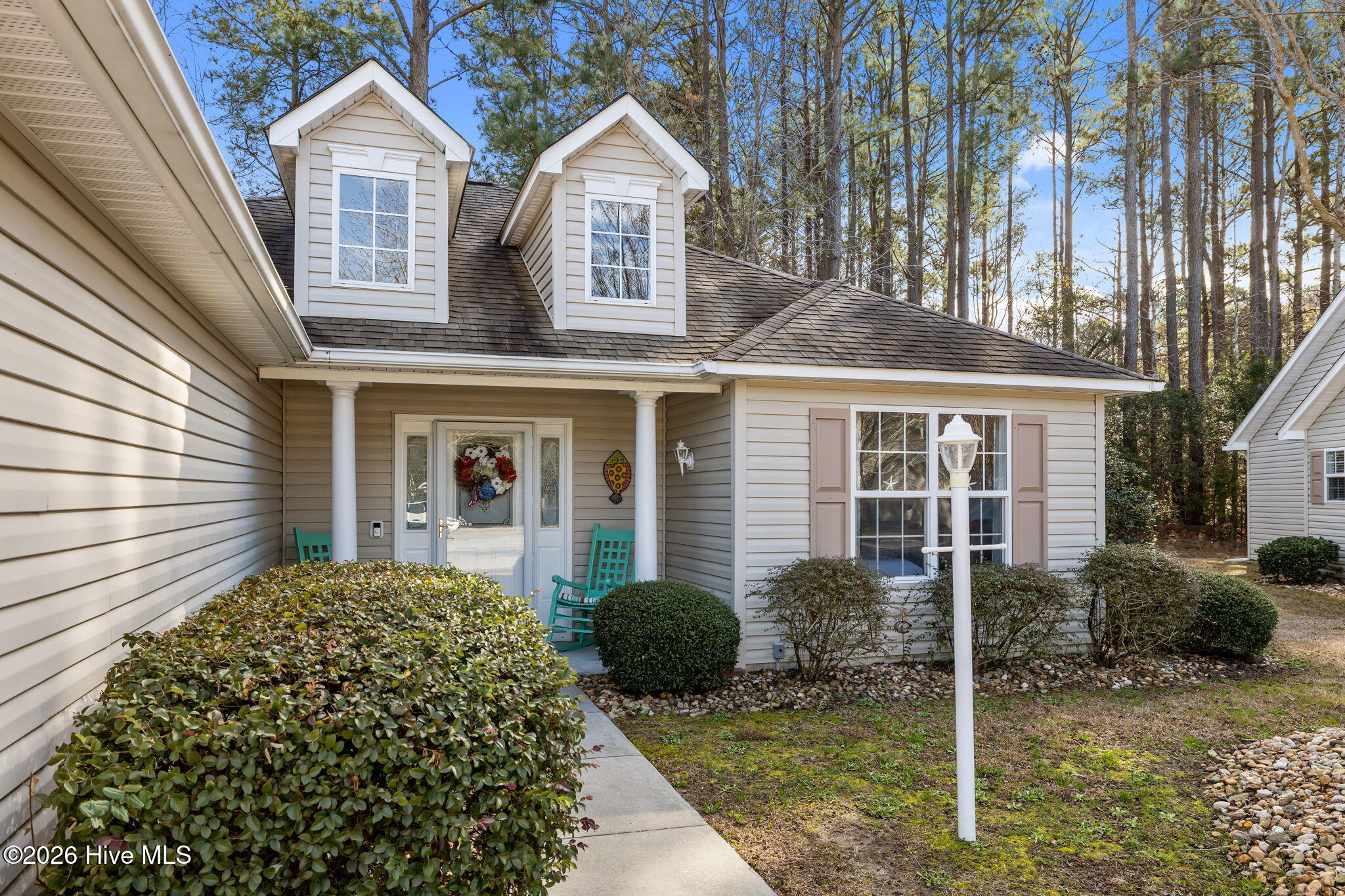 905 Meadowbrook S