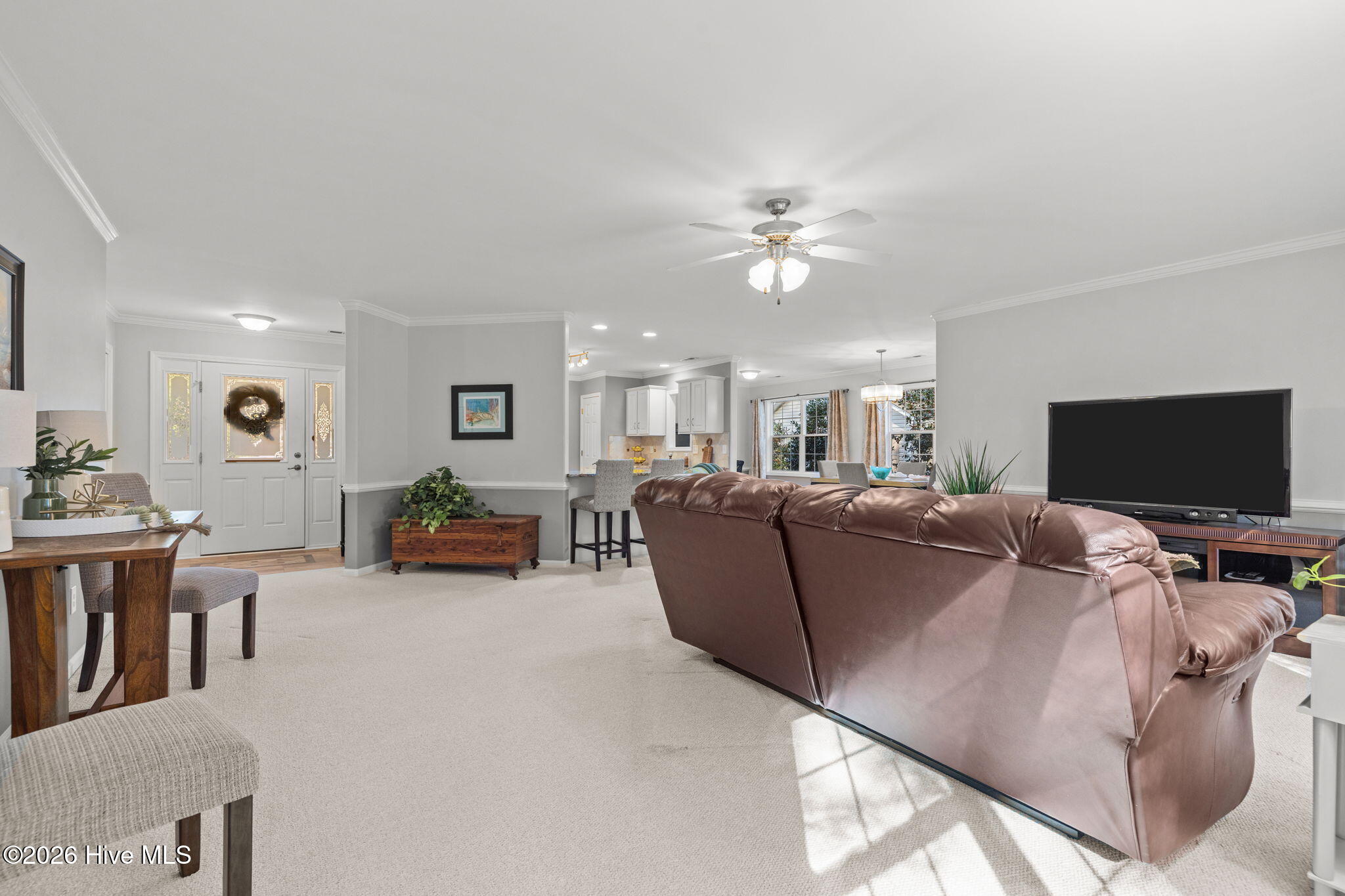 905 Meadowbrook S