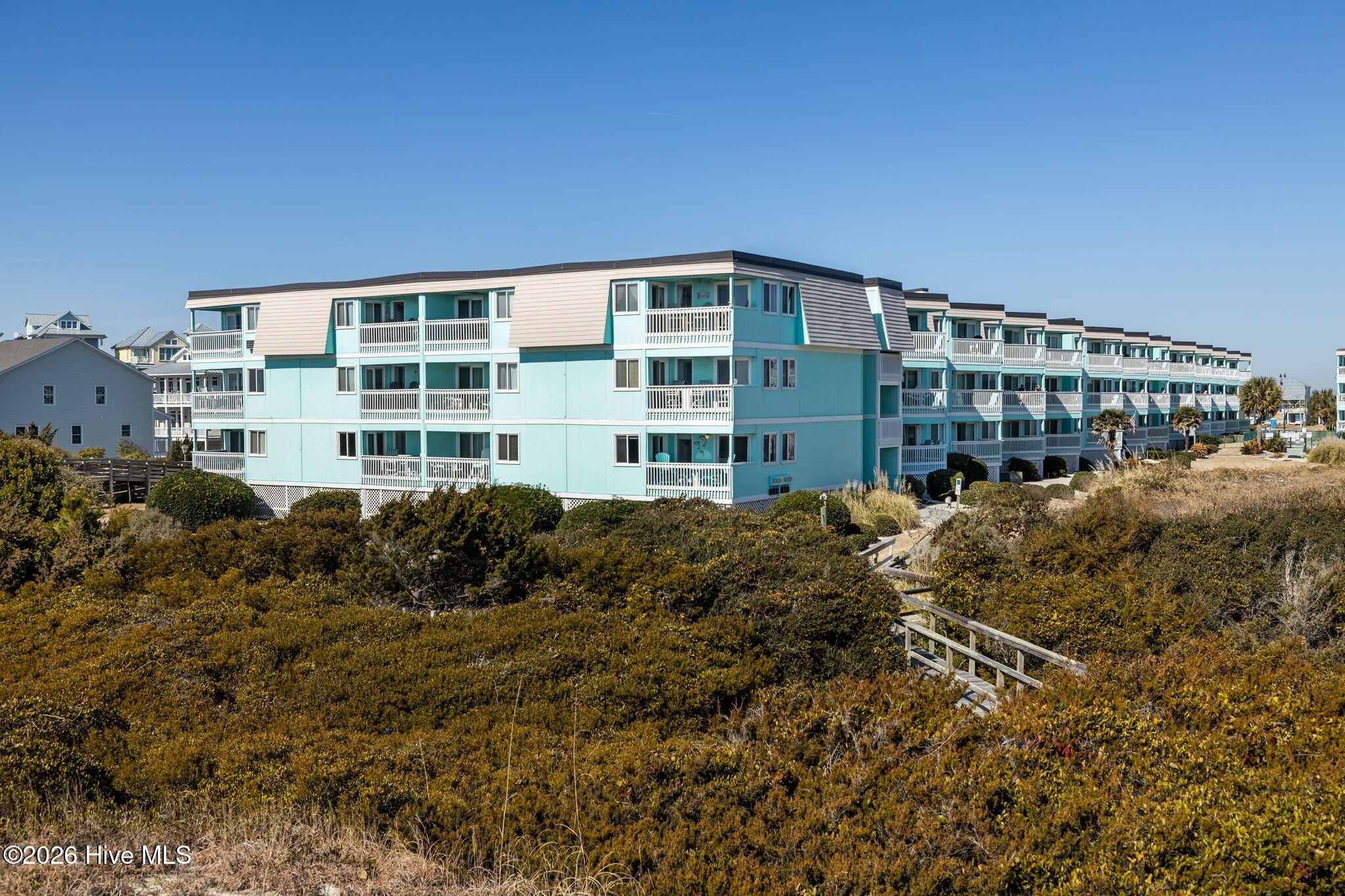 301 Commerce Way