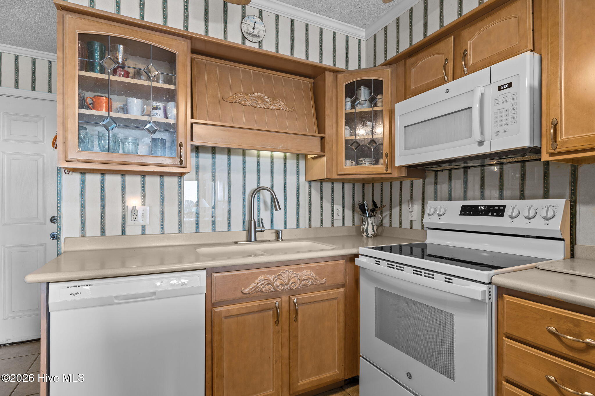 301 Commerce Way