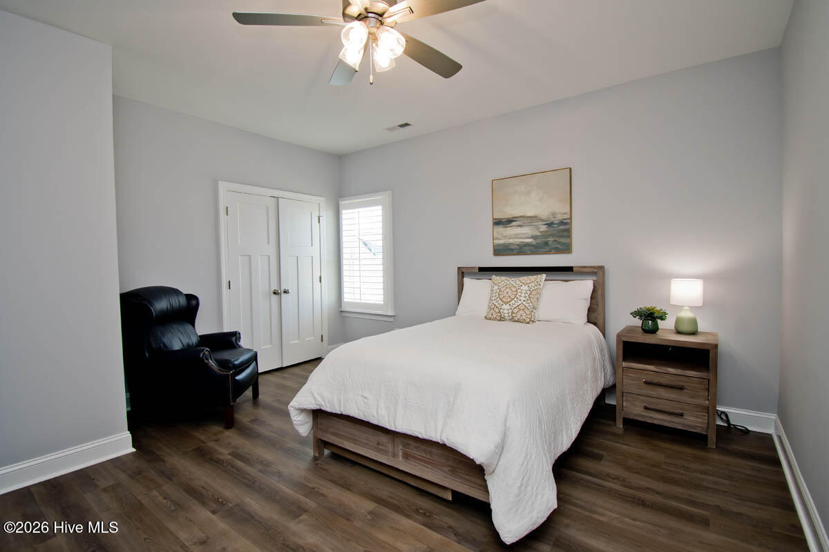 1307 Barnacle Lane