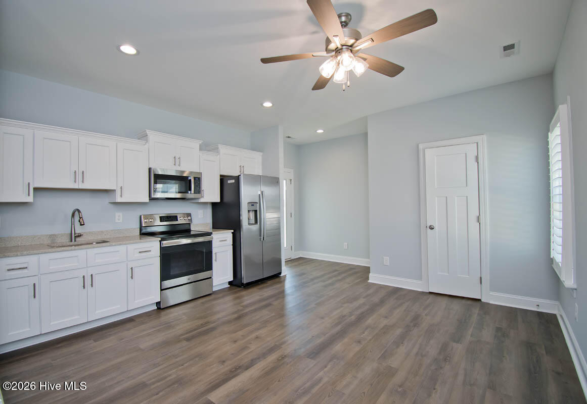 1307 Barnacle Lane