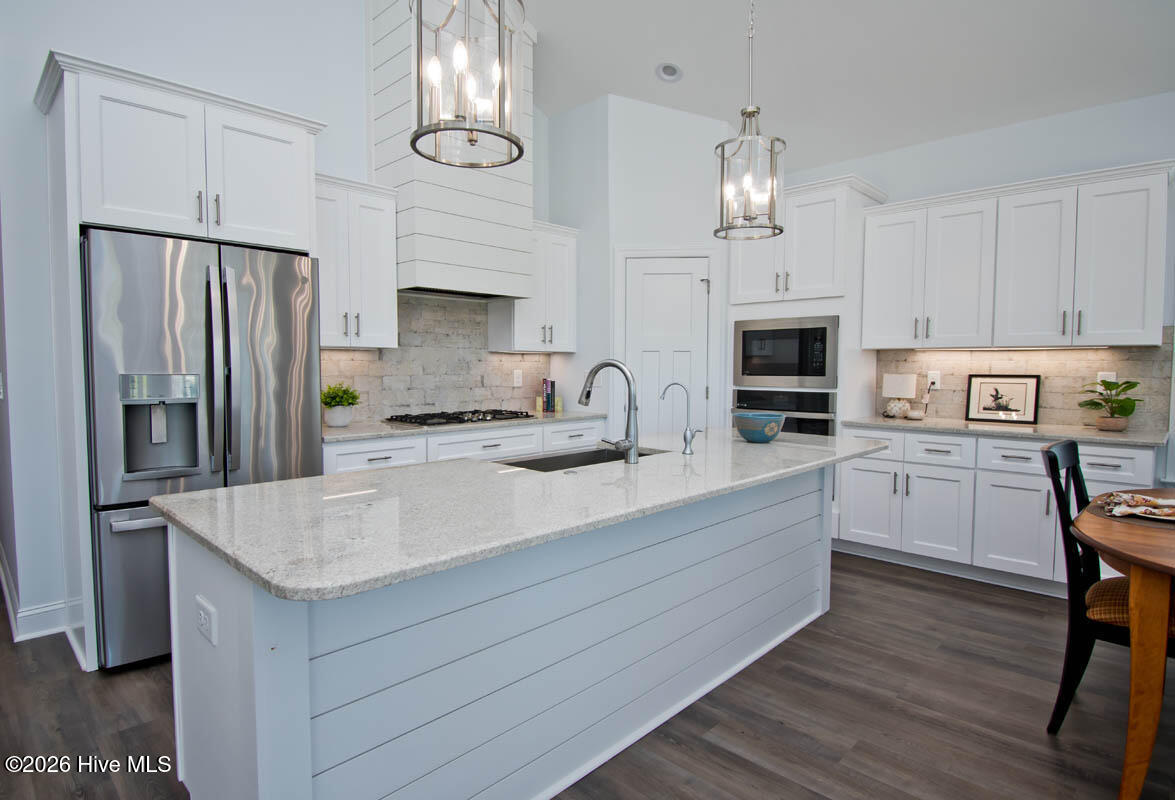 1307 Barnacle Lane