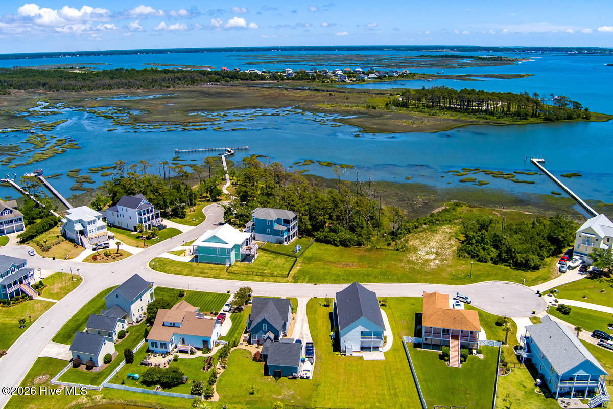 1307 Barnacle Lane