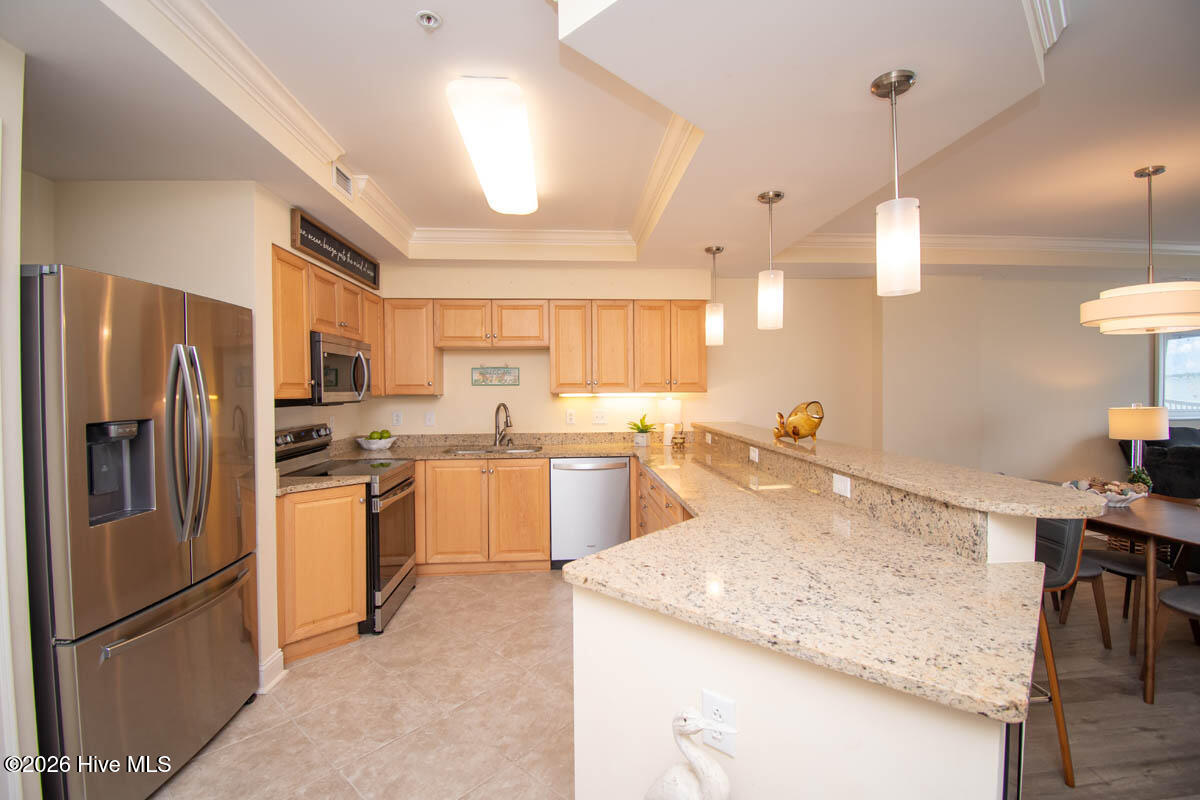 1550 Salter Path Road 606
