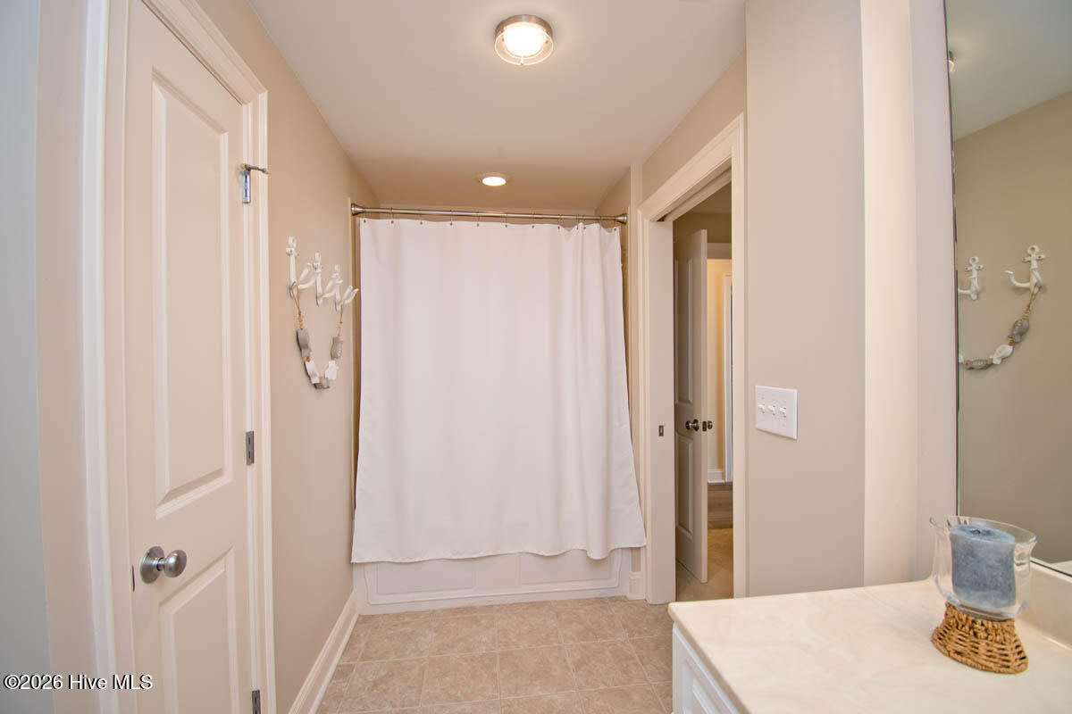 1550 Salter Path Road 606