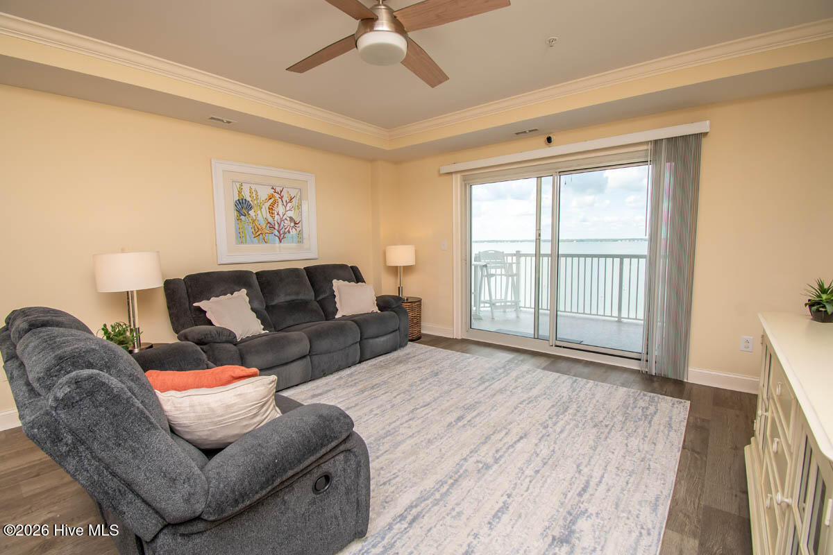 1550 Salter Path Road 606