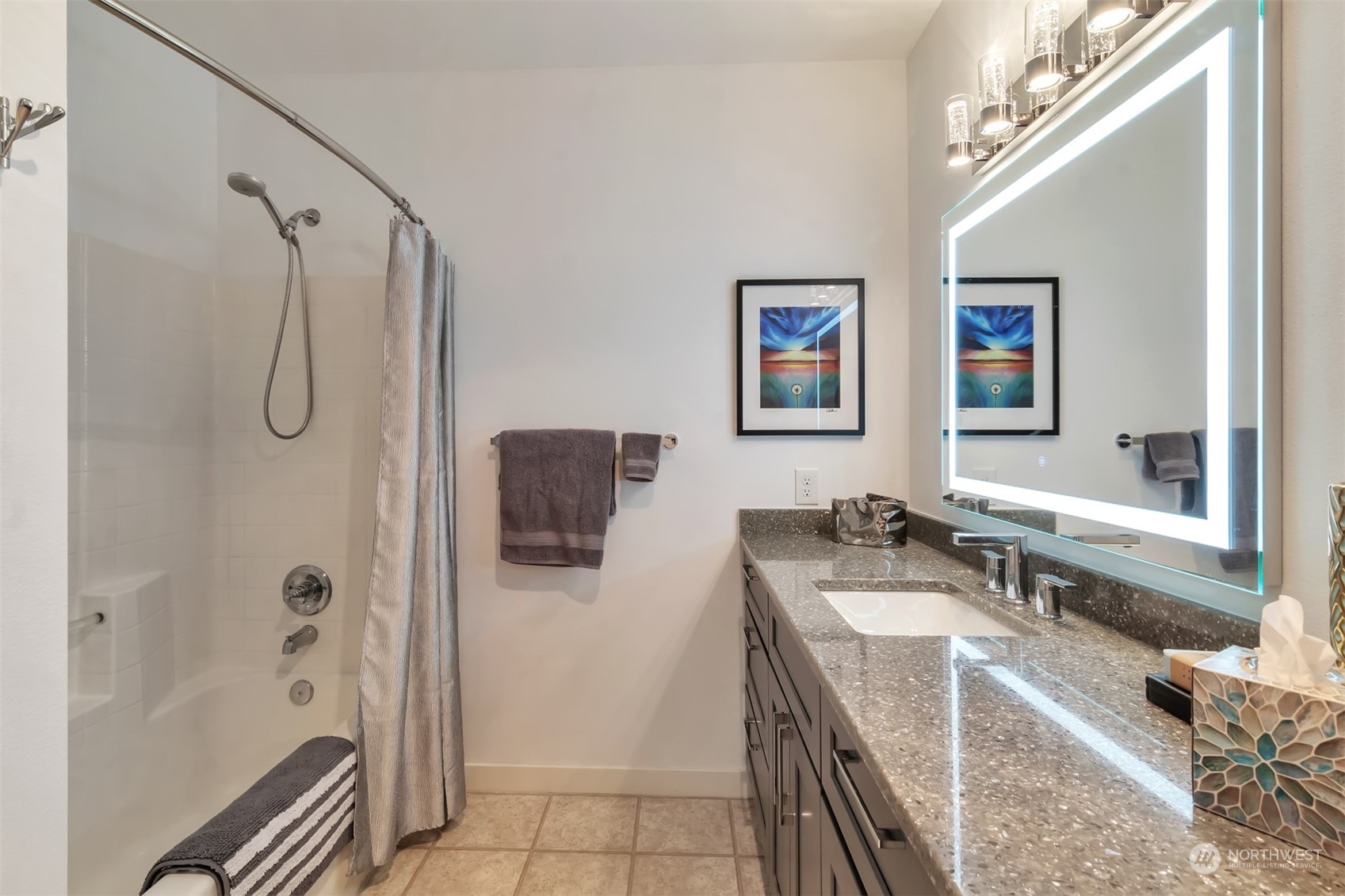 7116 Greenwood Avenue N Unit: 403