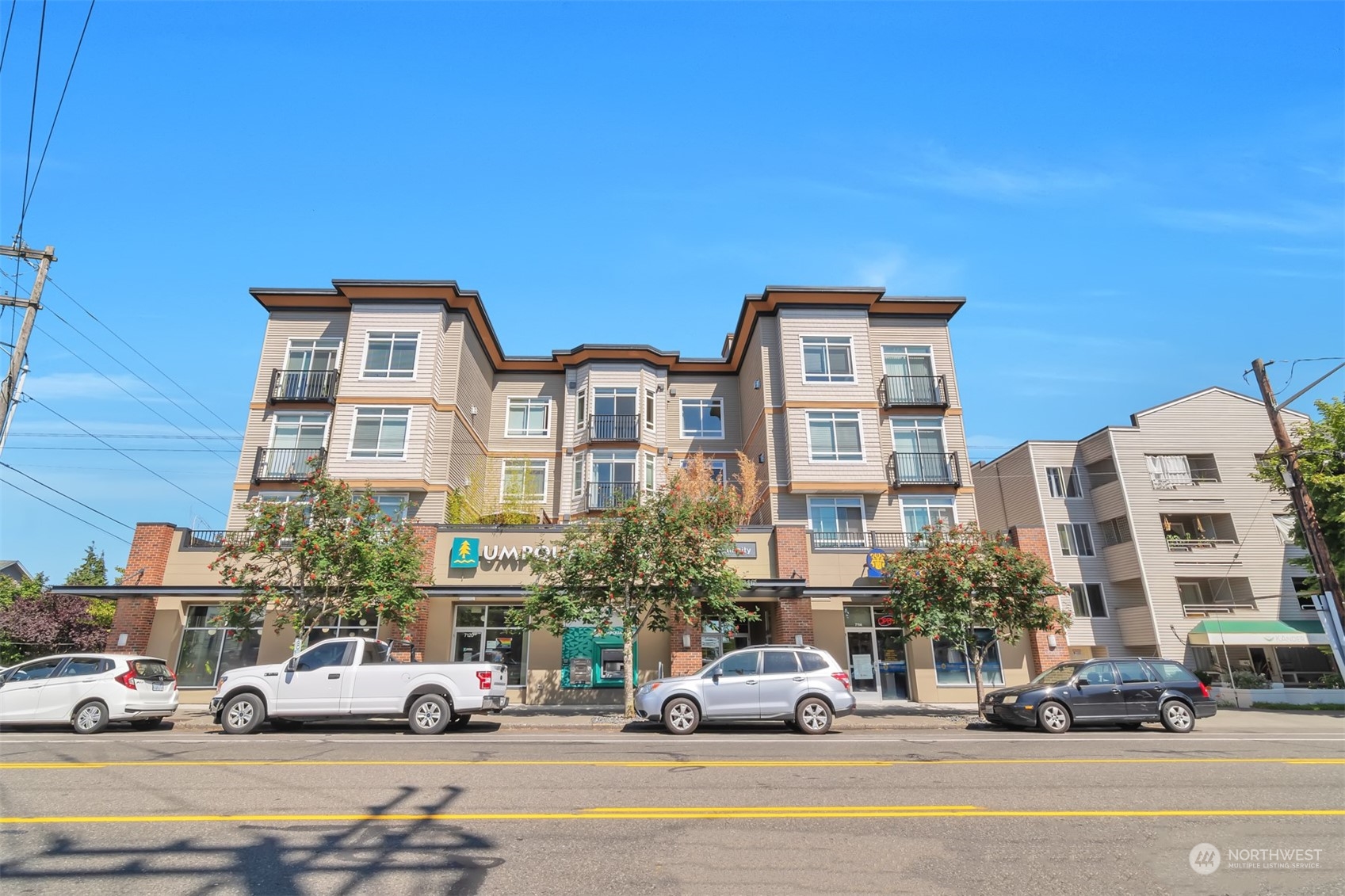 7116 Greenwood Avenue N Unit: 403